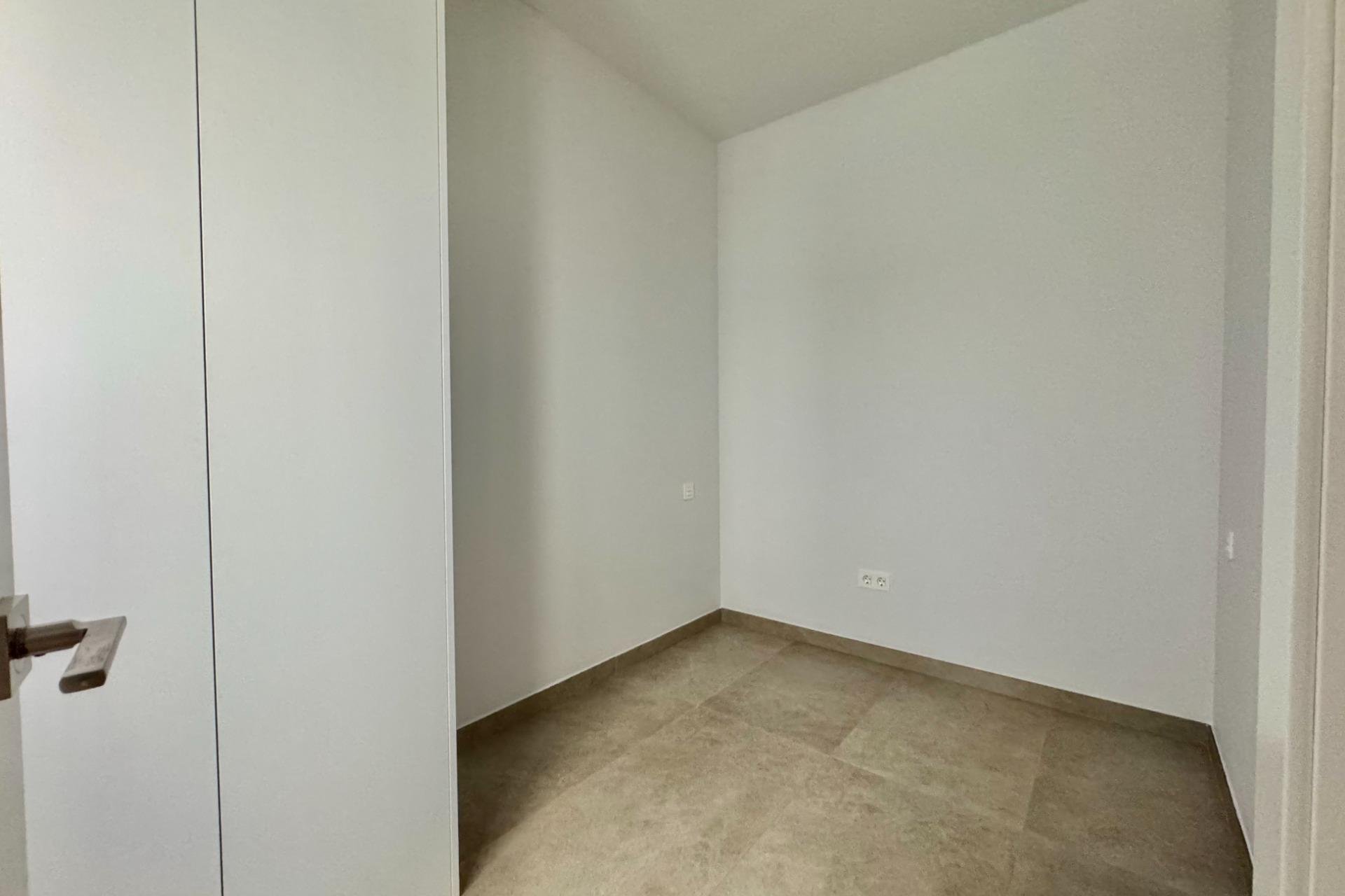 Reventa - Apartment -
Torrevieja - Habaneras