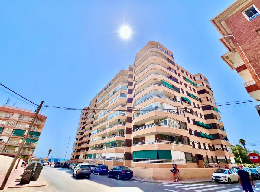 Reventa - Apartment -
Torrevieja - La Mata