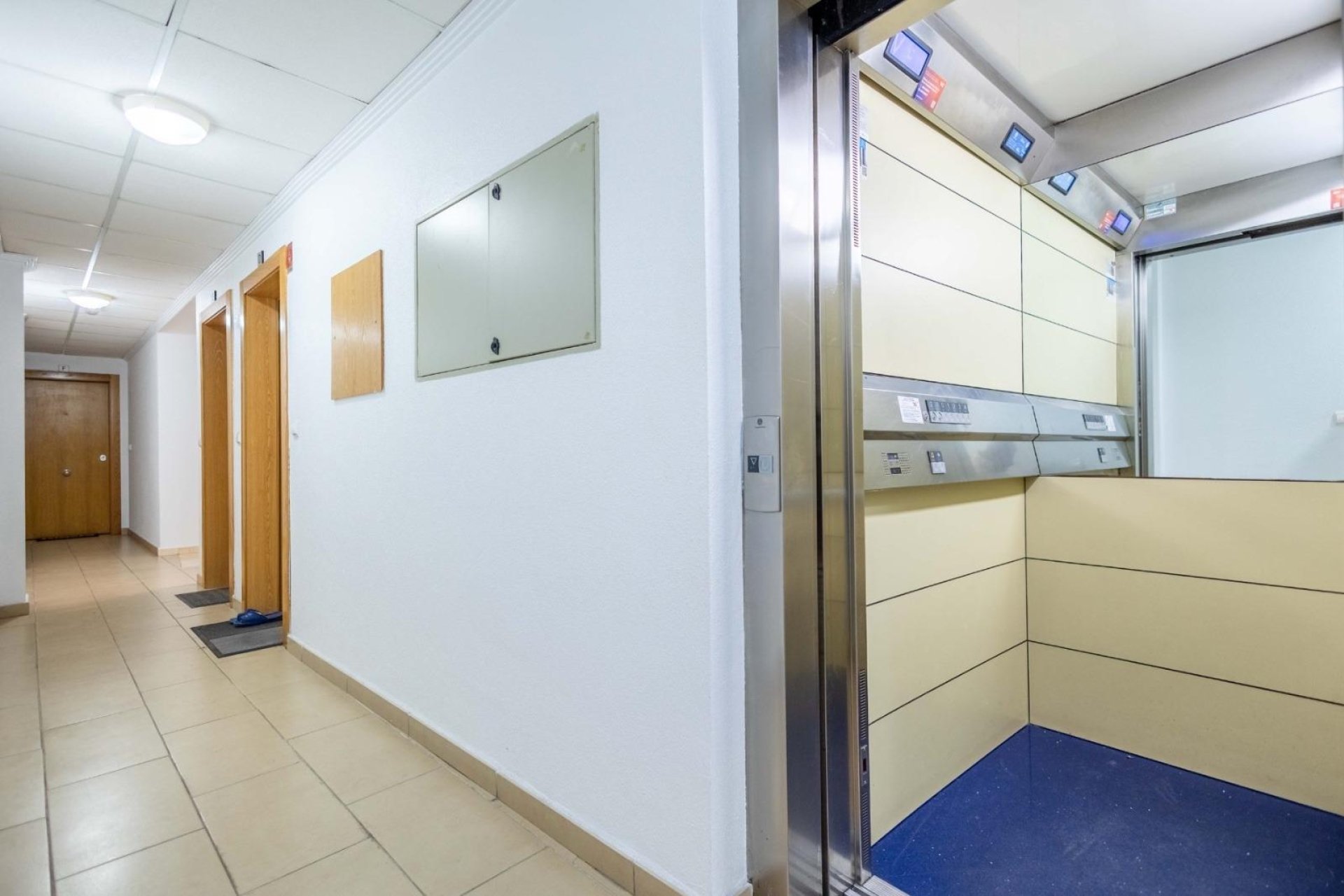 Reventa - Apartment -
Torrevieja - Las Calas