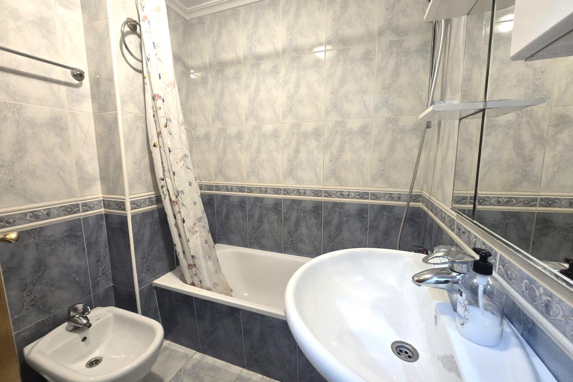 Reventa - Apartment -
Torrevieja - Las Piscinas Naturales