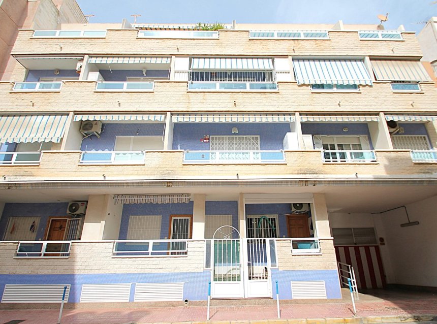 Reventa - Apartment -
Torrevieja - Las Piscinas Naturales