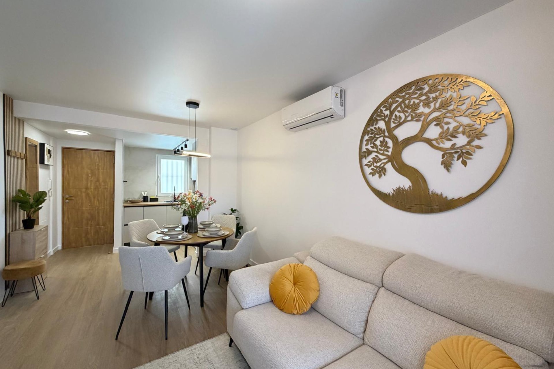 Reventa - Apartment -
Torrevieja - Nueva Torrevieja