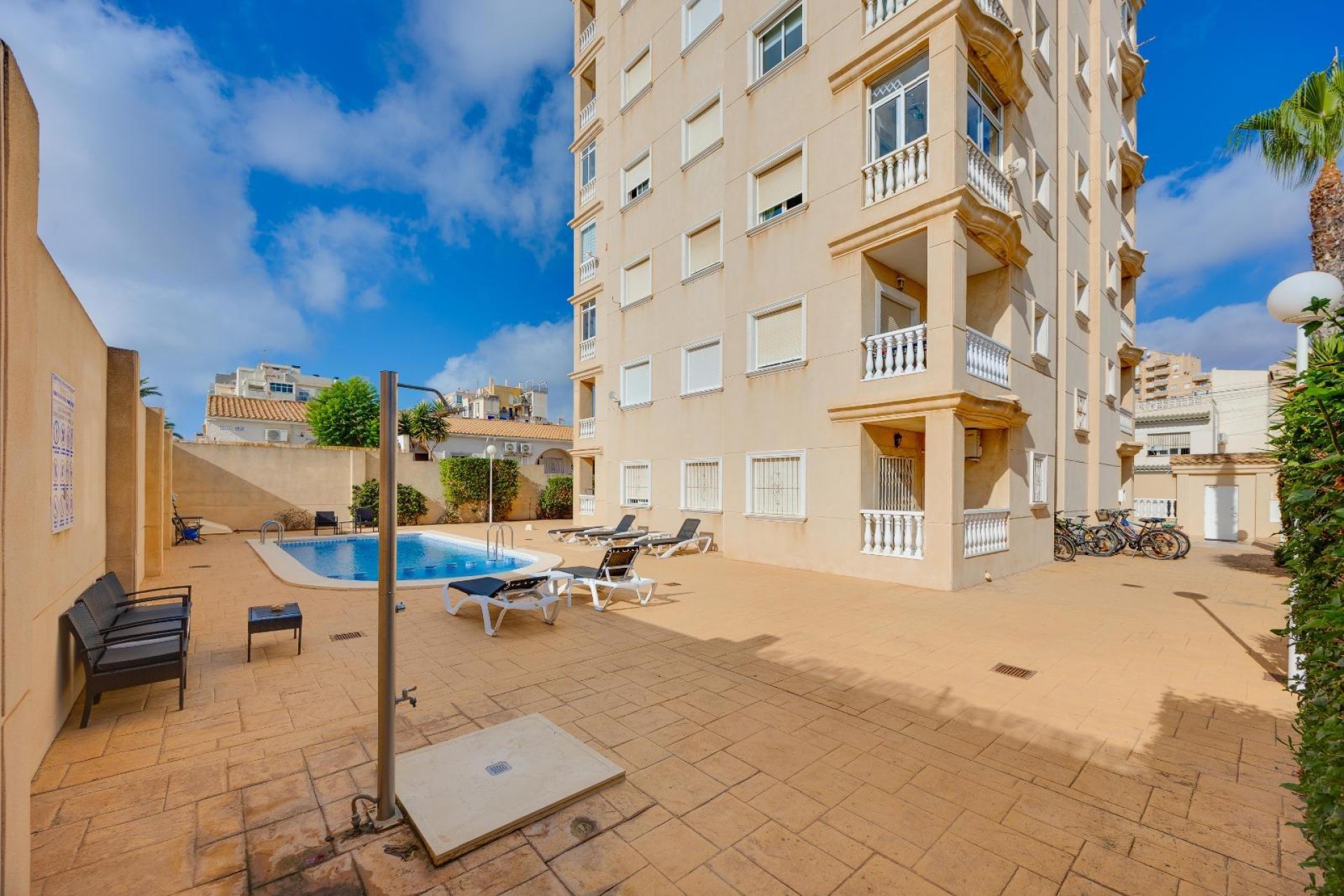Reventa - Apartment -
Torrevieja - Nueva Torrevieja