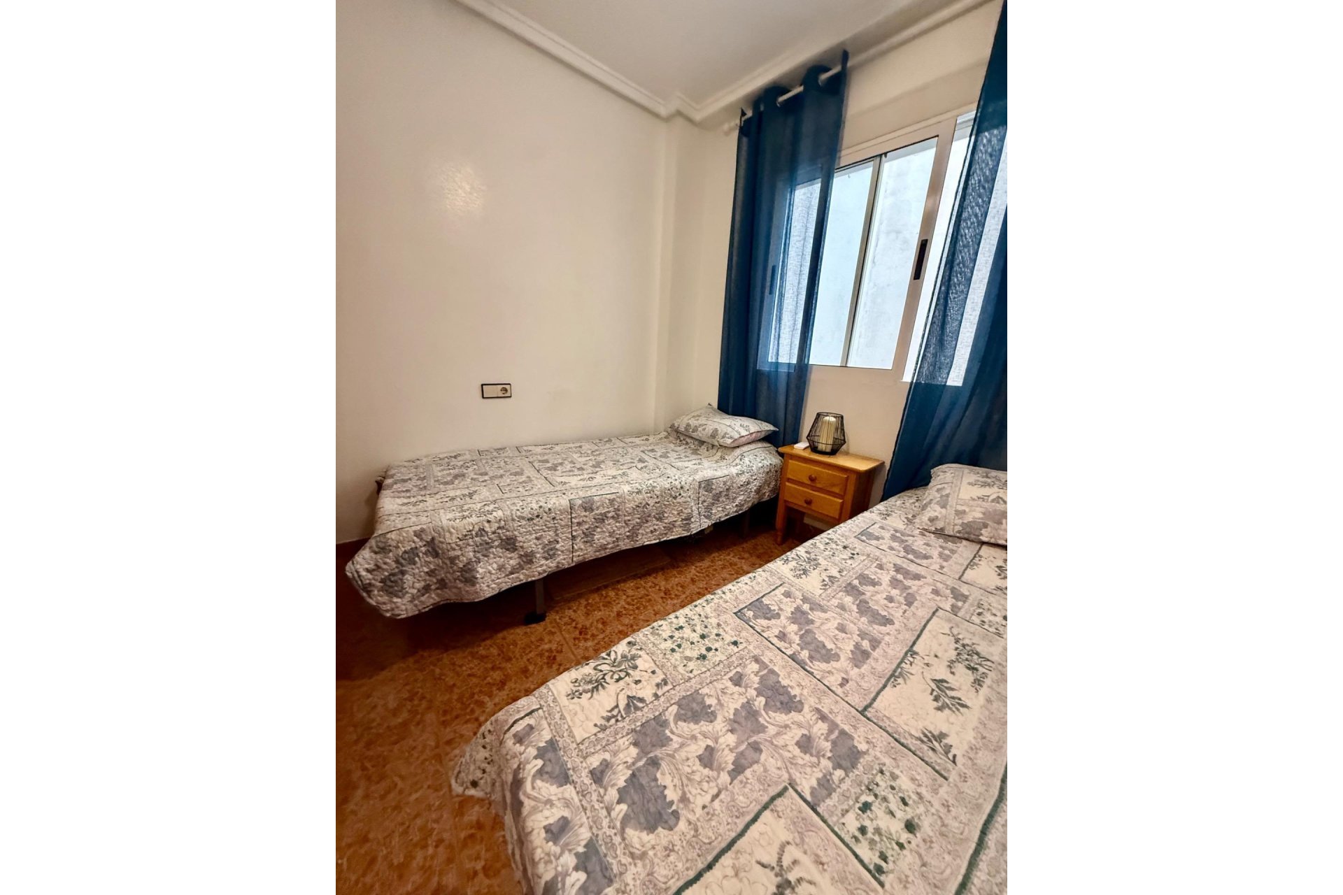 Reventa - Apartment -
Torrevieja - Parque de las Naciones