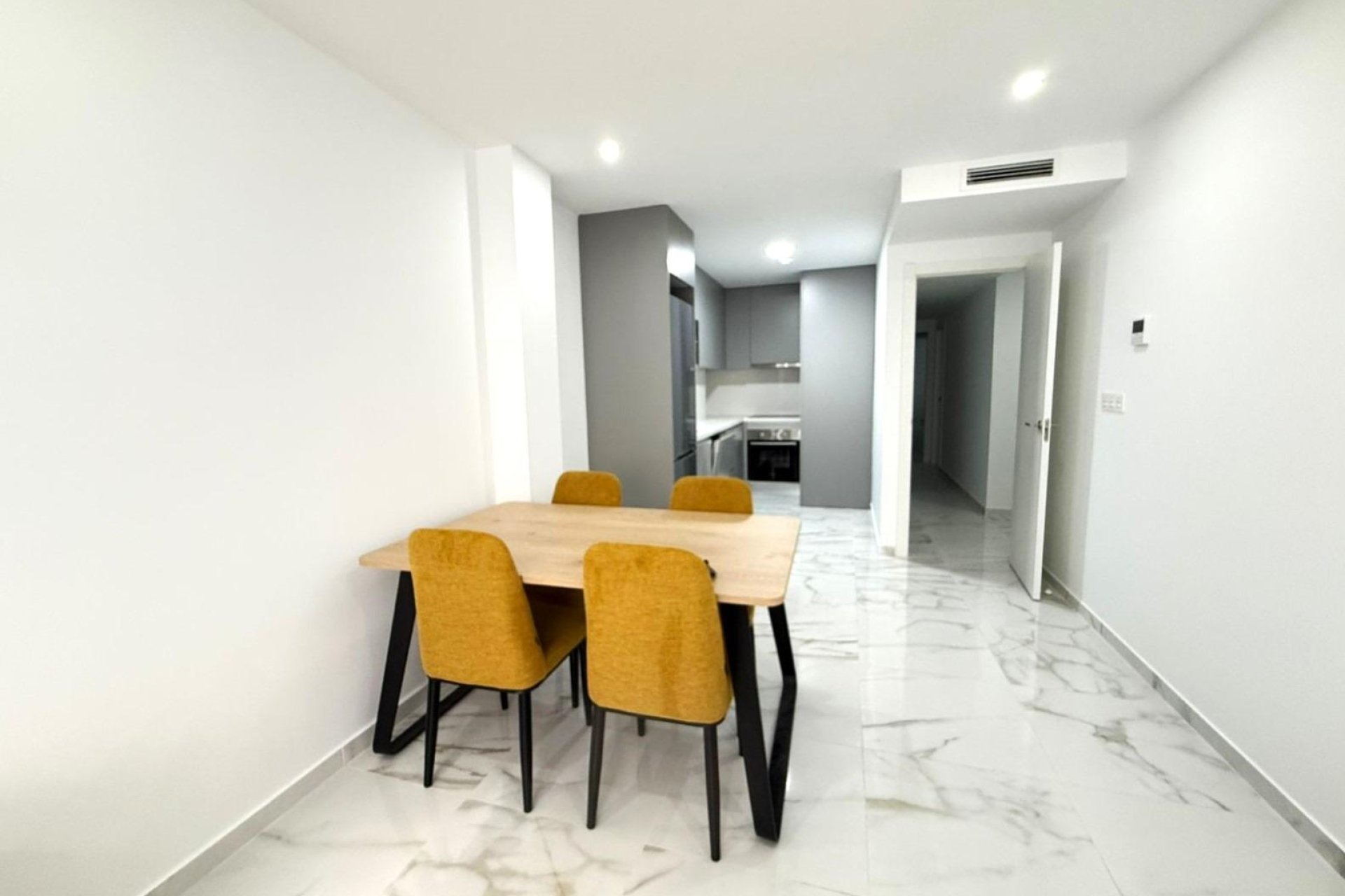 Reventa - Apartment -
Torrevieja - Parque de las Naciones