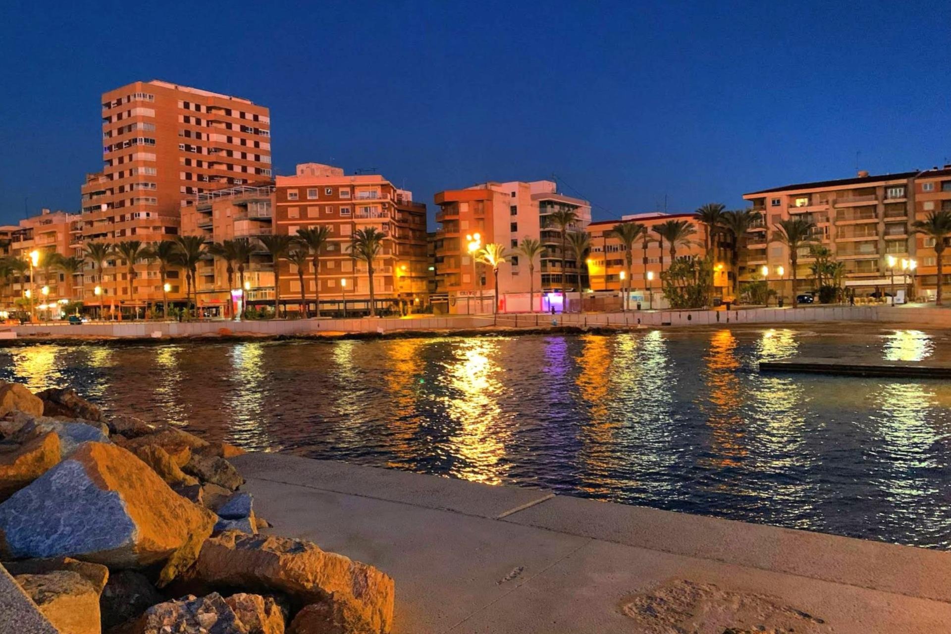 Reventa - Apartment -
Torrevieja - Paseo Maritimo