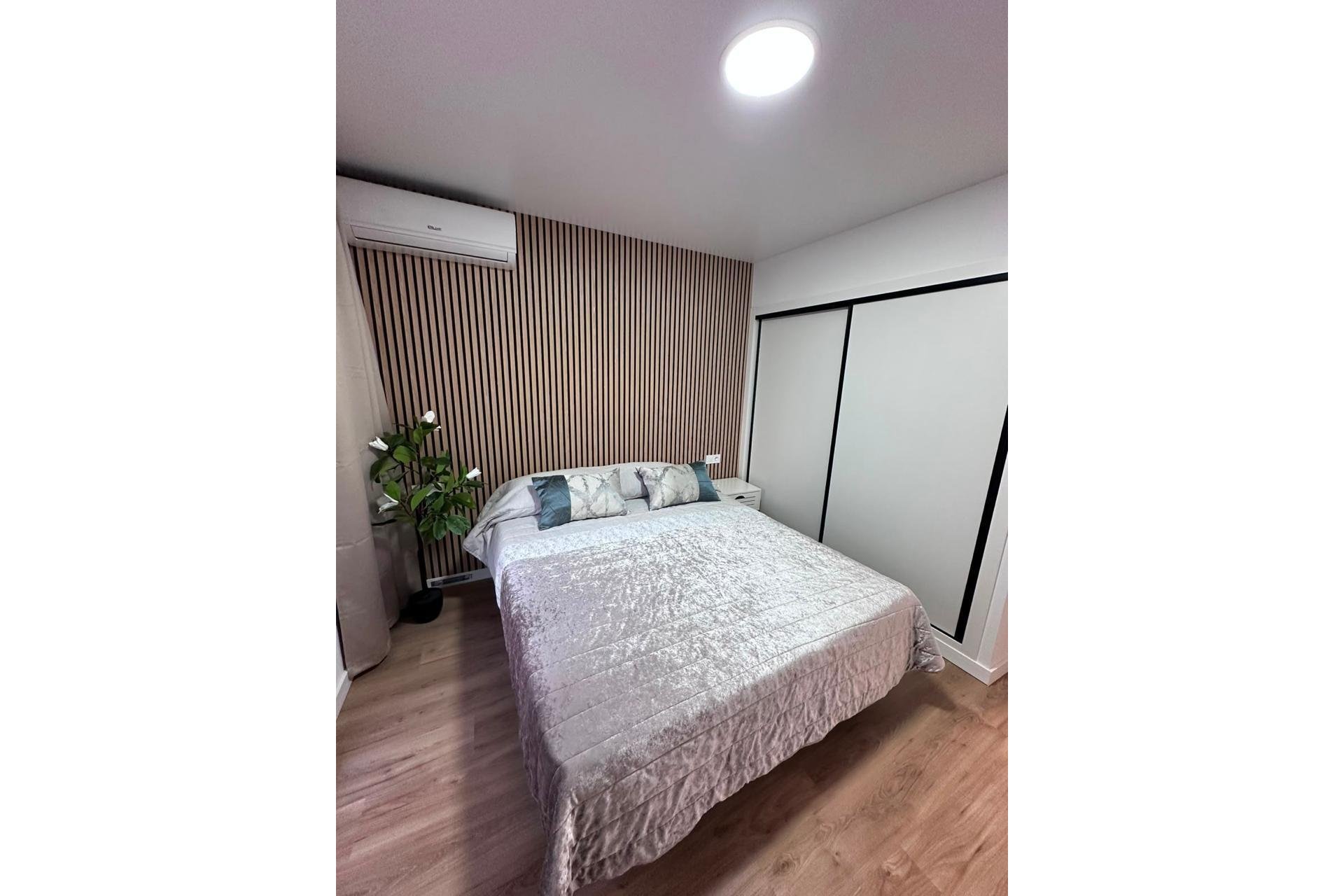 Reventa - Apartment -
Torrevieja - Playa de los Locos