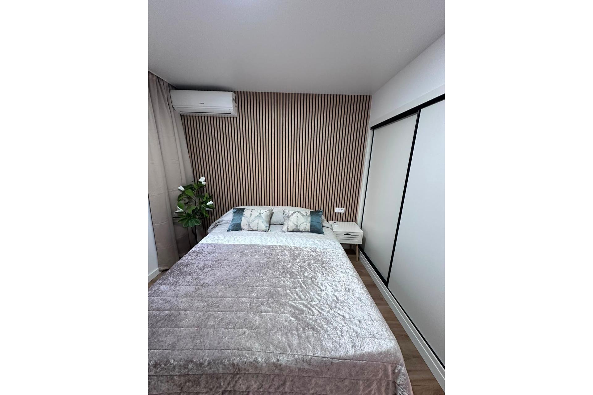 Reventa - Apartment -
Torrevieja - Playa de los Locos
