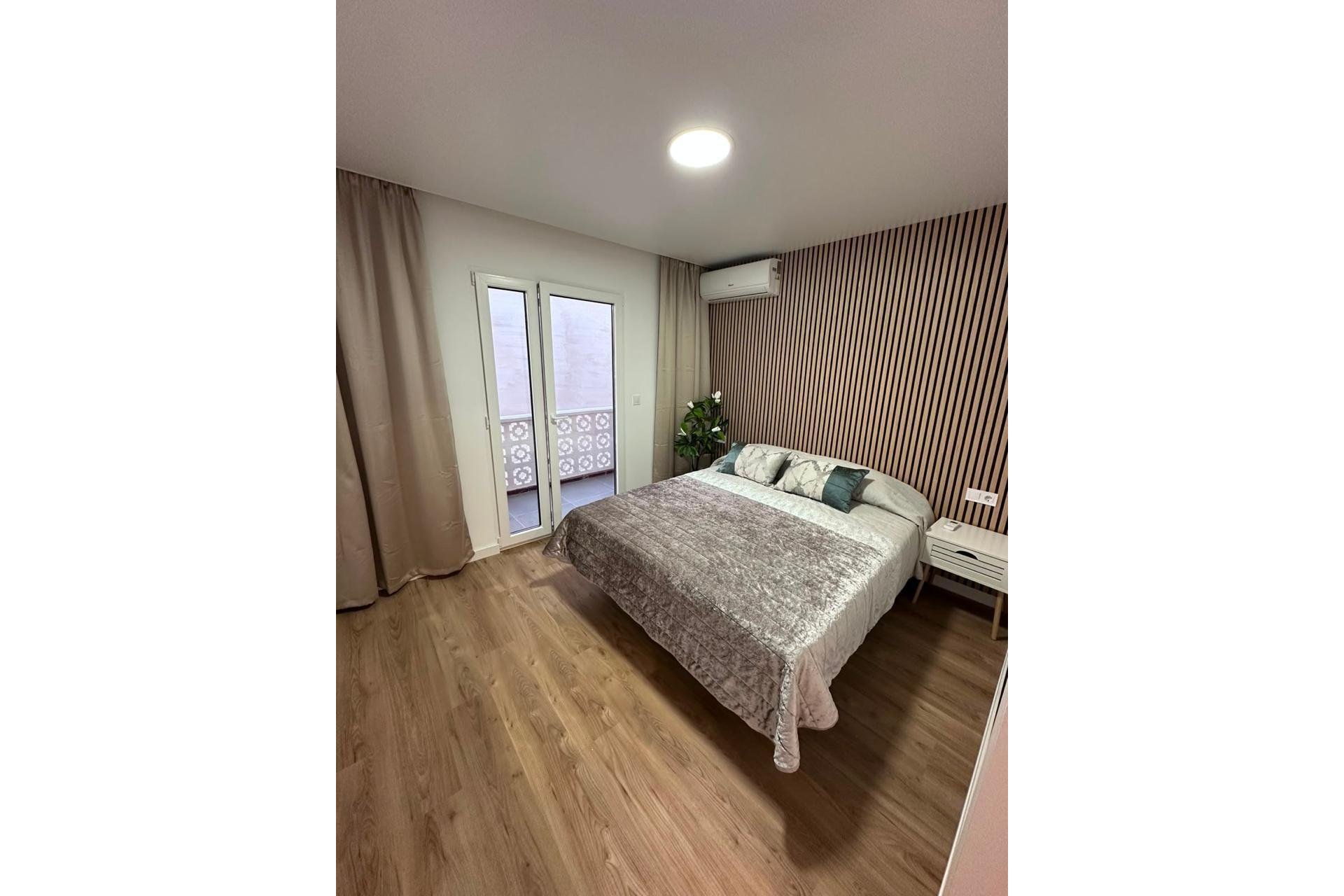 Reventa - Apartment -
Torrevieja - Playa de los Locos