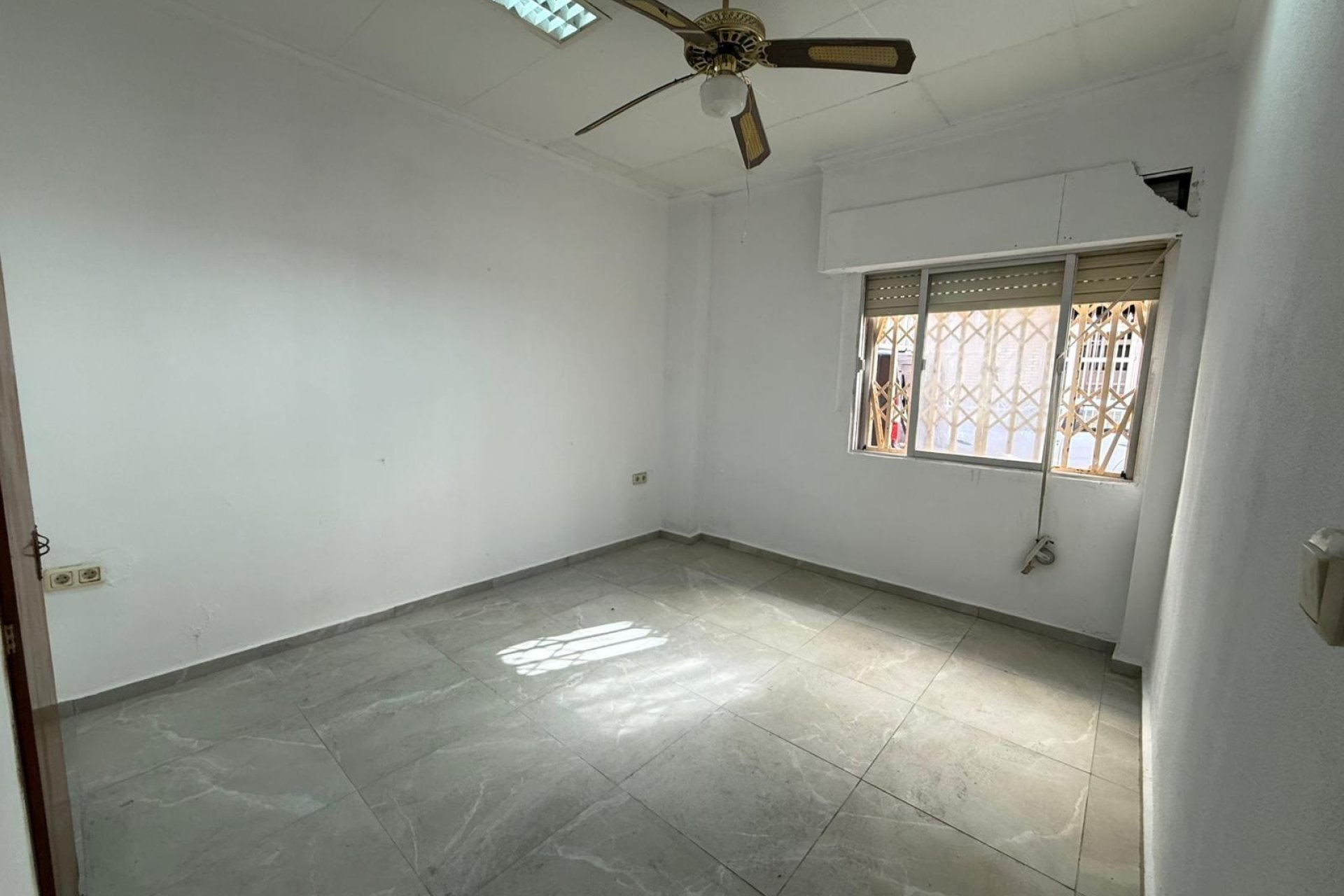 Reventa - Apartment -
Torrevieja - Playa de los Locos