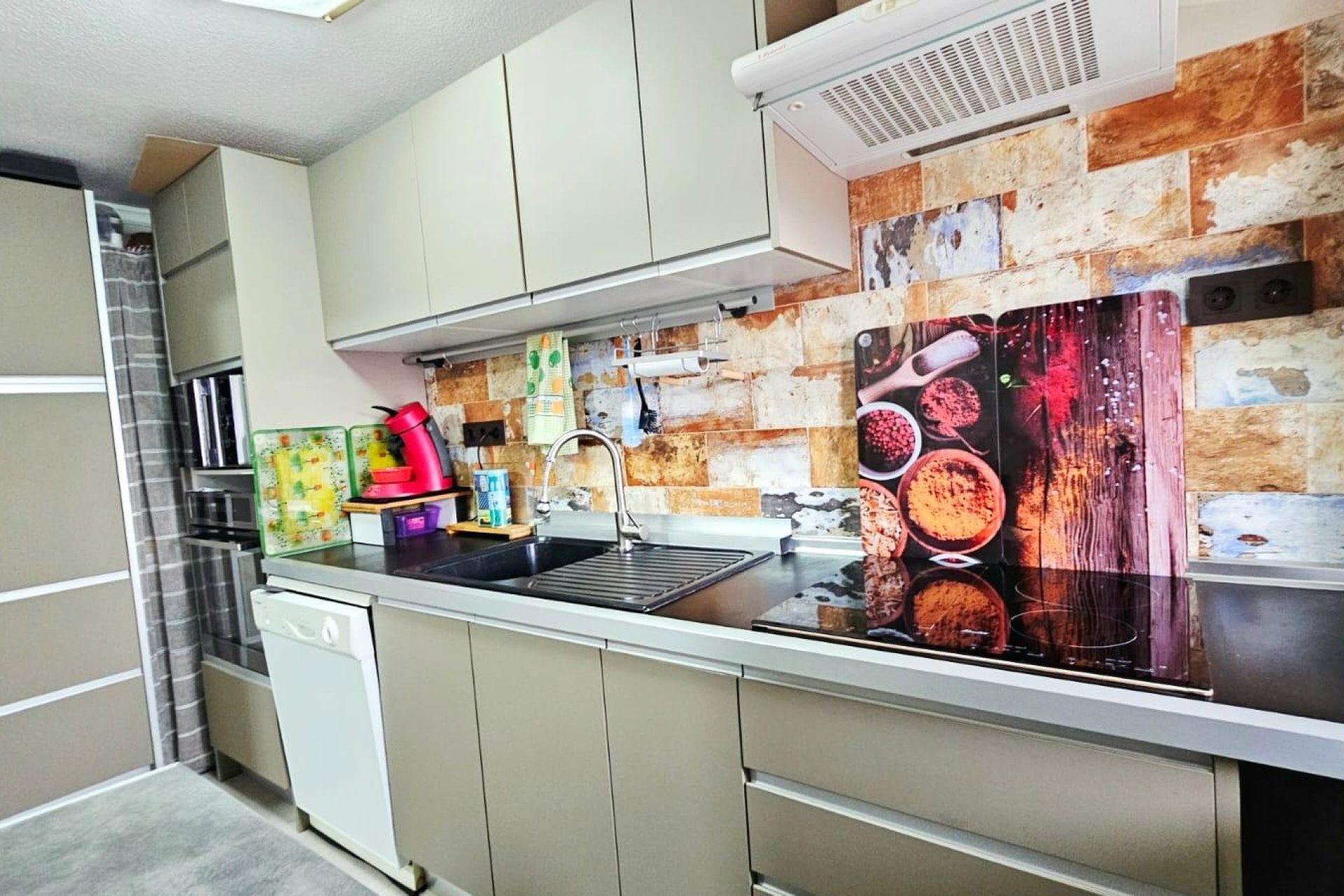 Reventa - Apartment -
Torrevieja - Playa De Los Naufragos