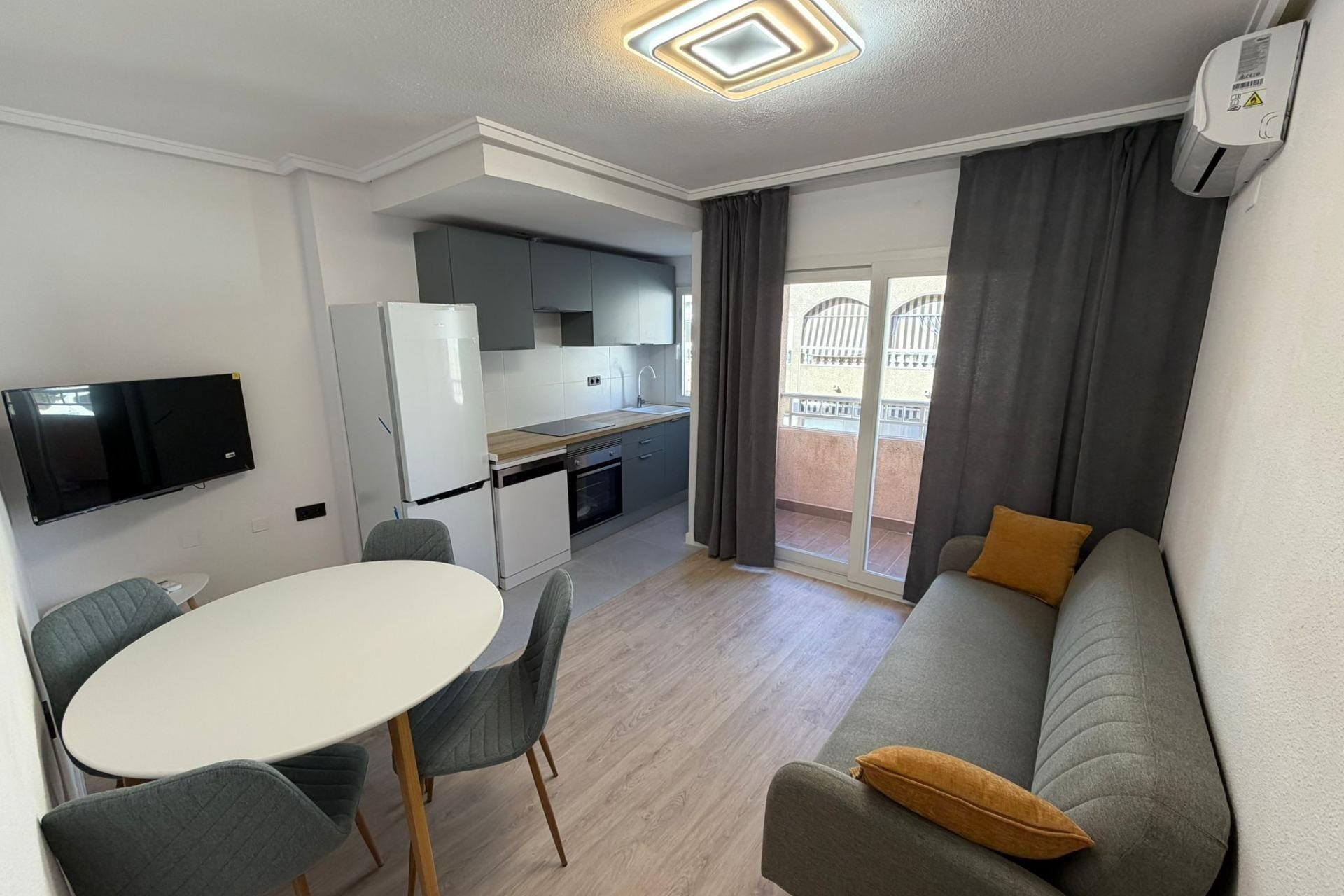 Reventa - Apartment -
Torrevieja - Playa del Cura