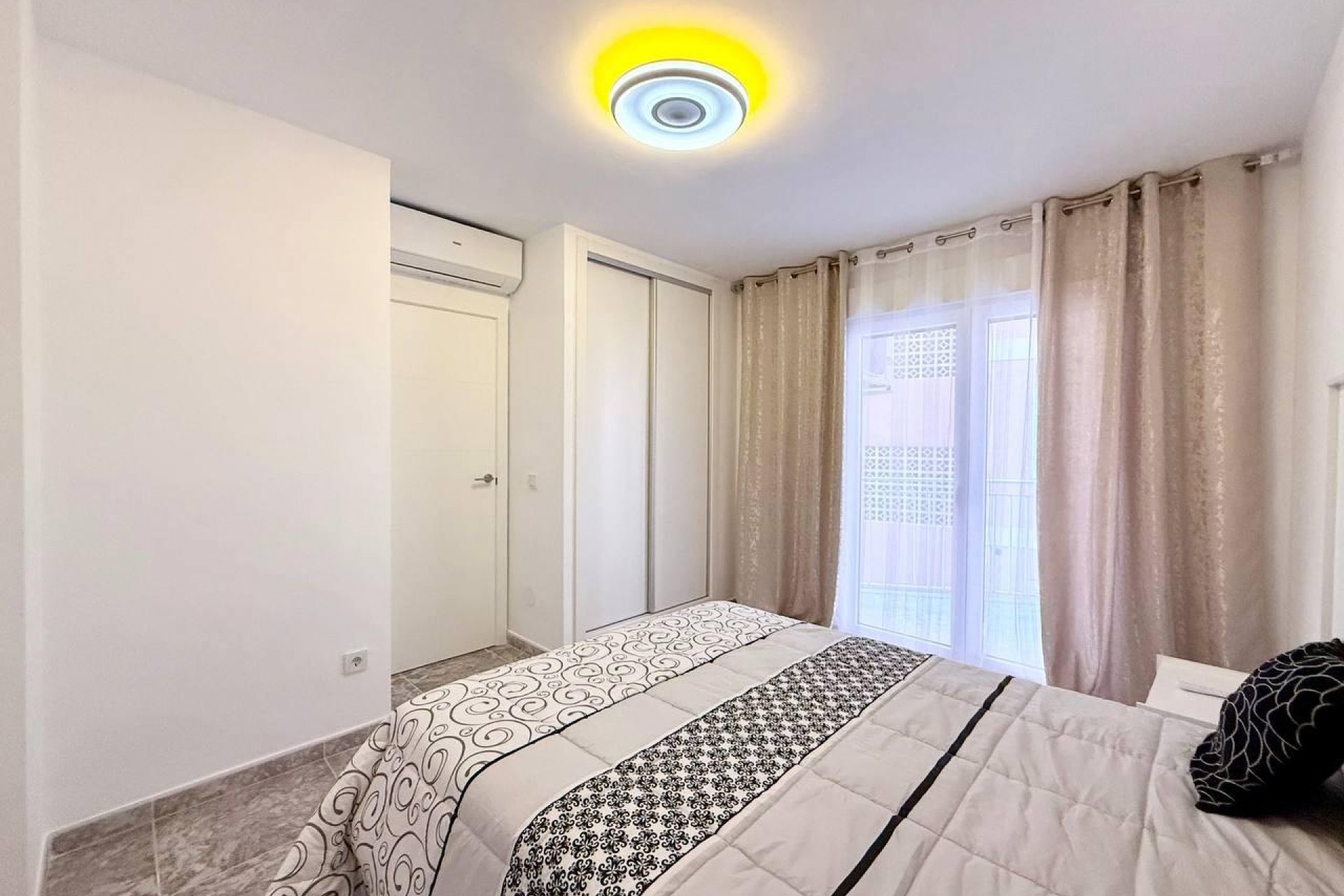 Reventa - Apartment -
Torrevieja - Playa del Cura