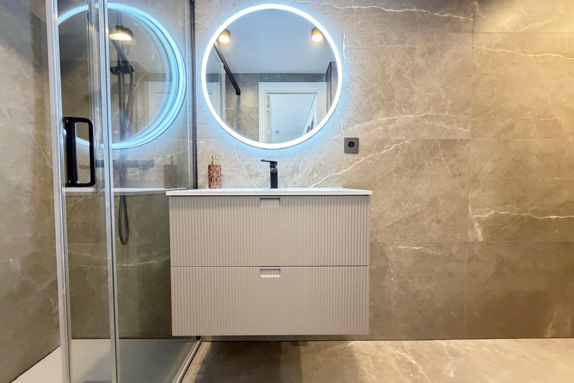 Reventa - Apartment -
Torrevieja - Punta Prima