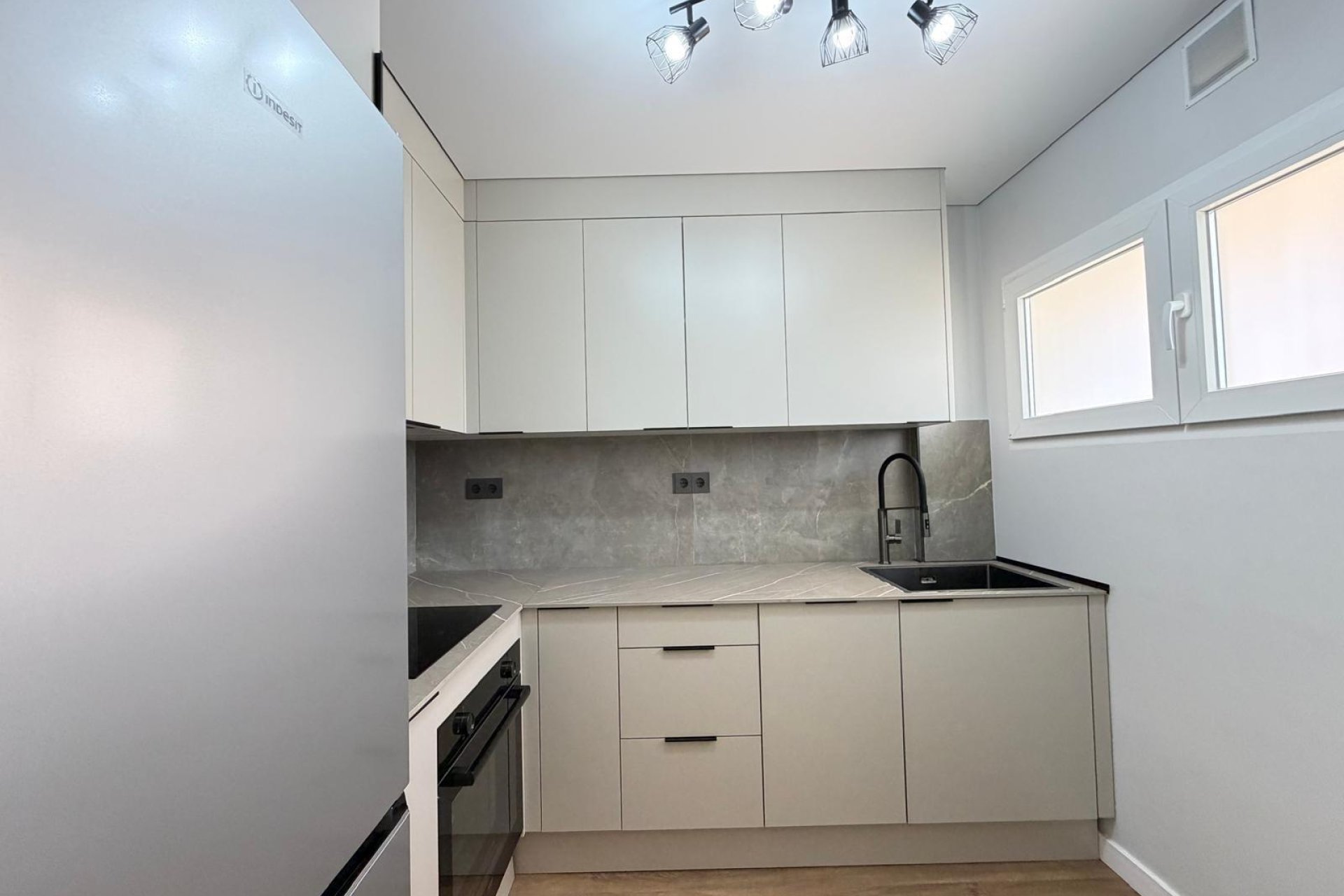 Reventa - Apartment -
Torrevieja - Punta Prima