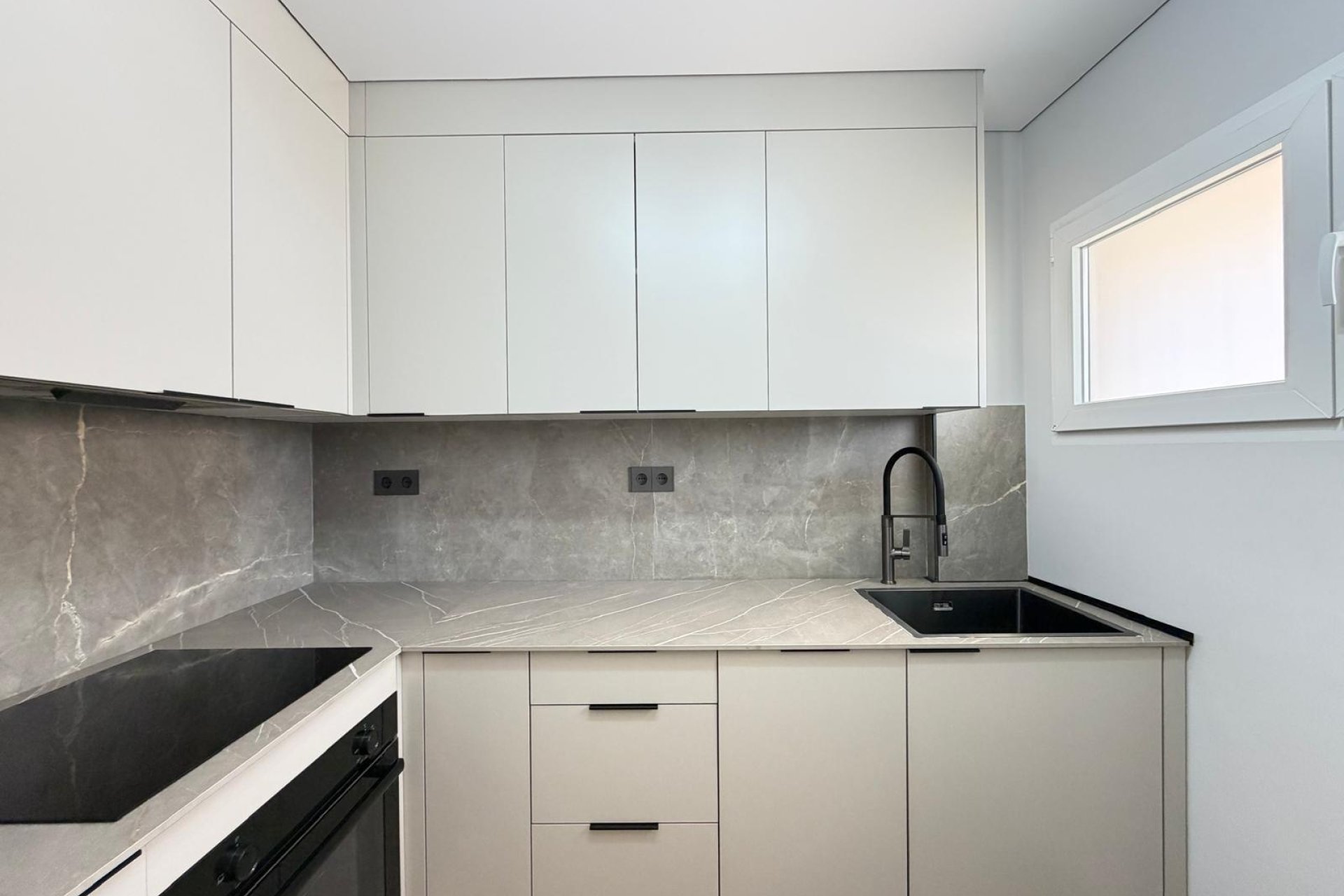 Reventa - Apartment -
Torrevieja - Punta Prima
