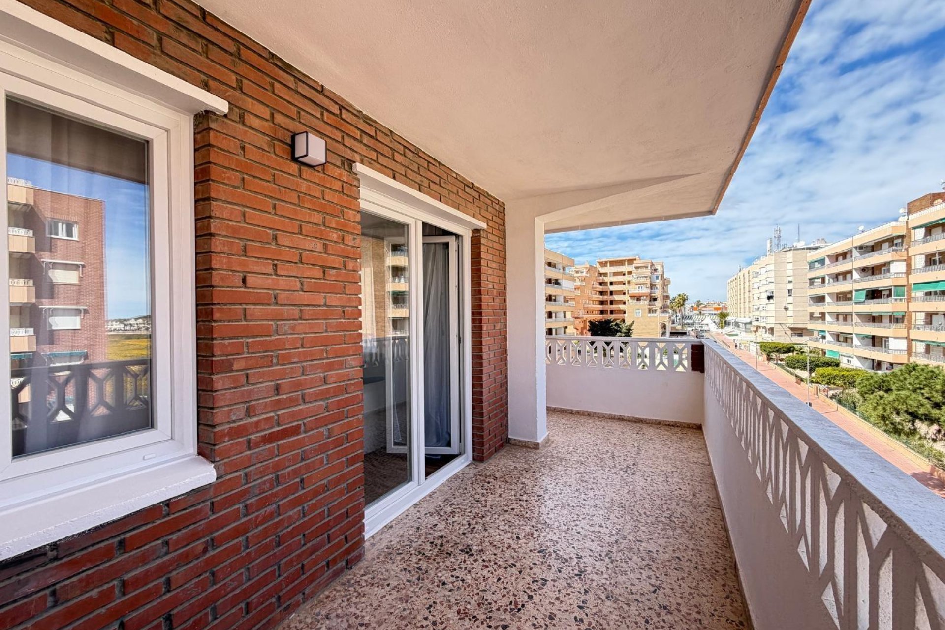 Reventa - Apartment -
Torrevieja - Punta Prima