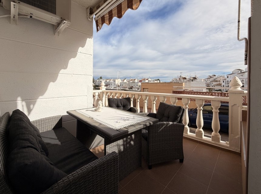 Reventa - Apartment -
Torrevieja - Urb. Calas Blancas III