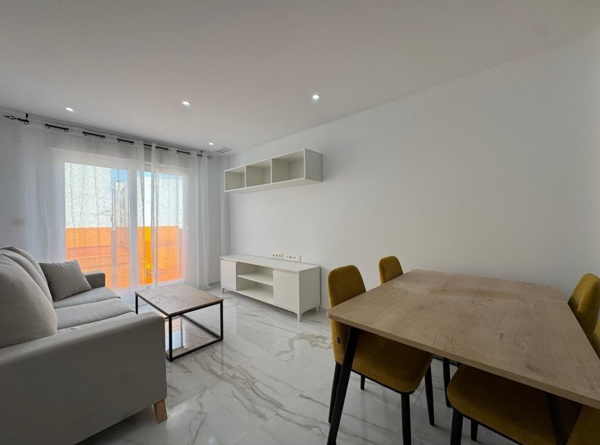 Reventa - Apartment -
Torrevieja