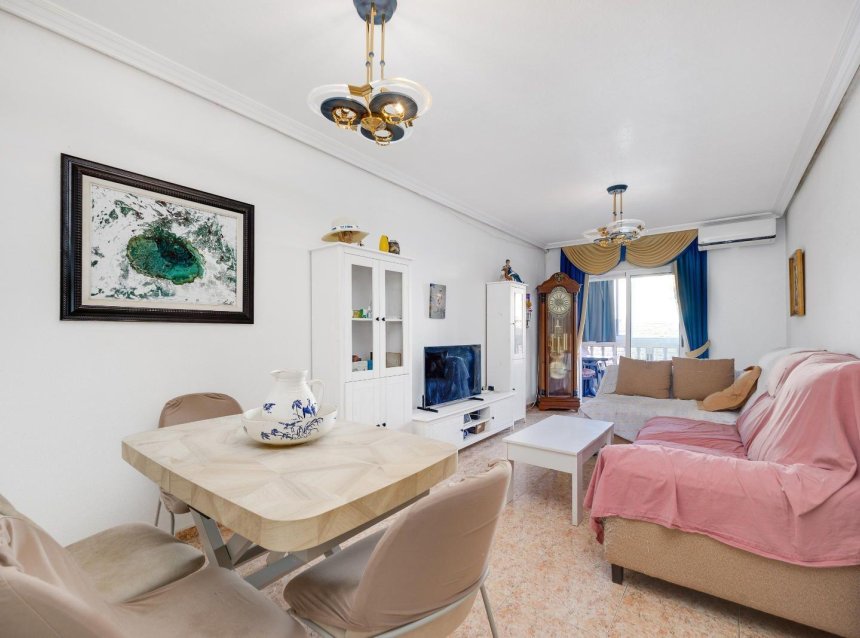 Reventa - Apartment -
Torrevieja