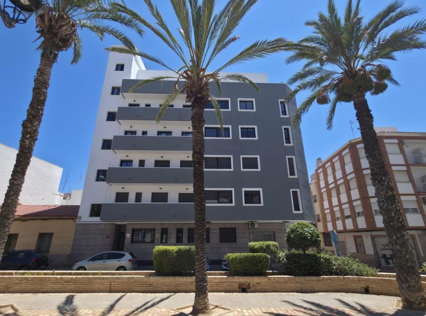 Reventa - Apartment -
Torrevieja