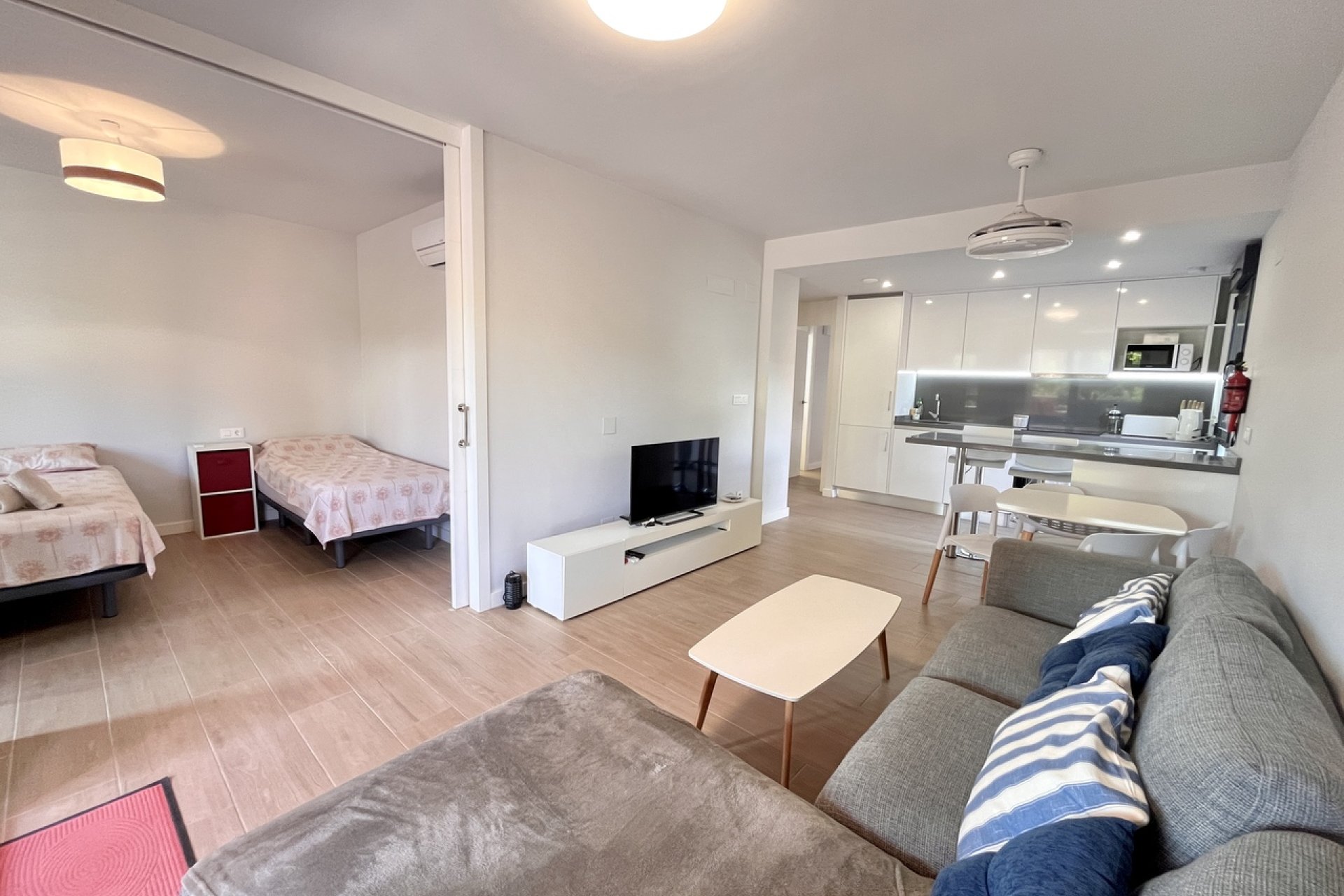 Reventa - Apartment -
Villamartin - Costa Blanca