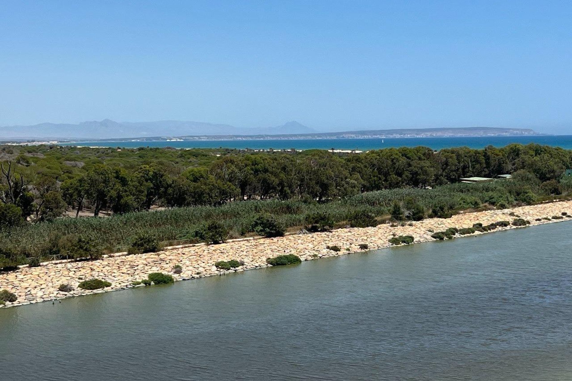 Reventa - Ático -
Guardamar del Segura - Puerto Deportivo