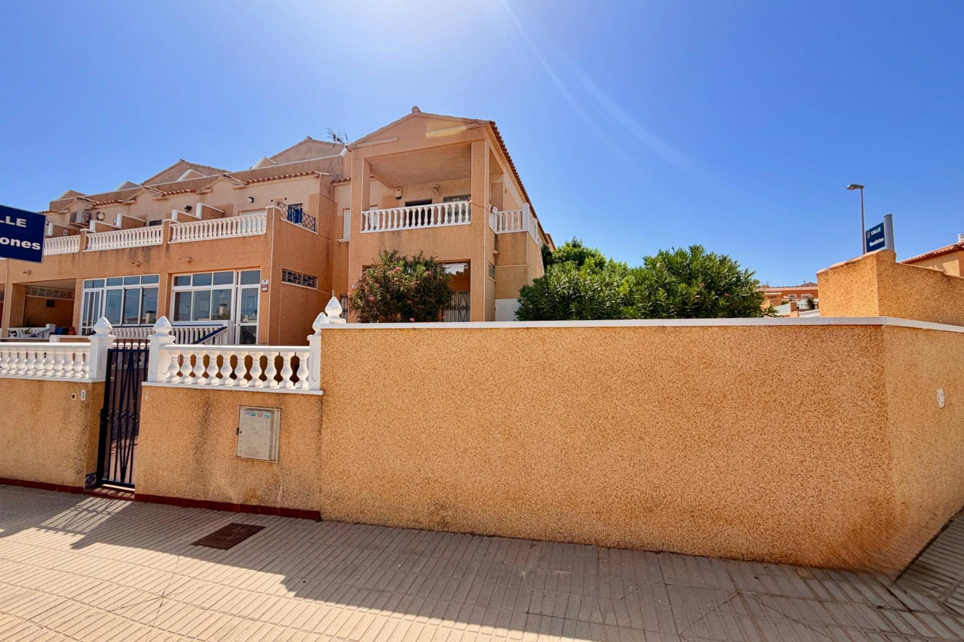 Reventa - Ático -
Orihuela Costa - La Ciñuelica - Villa Rosa