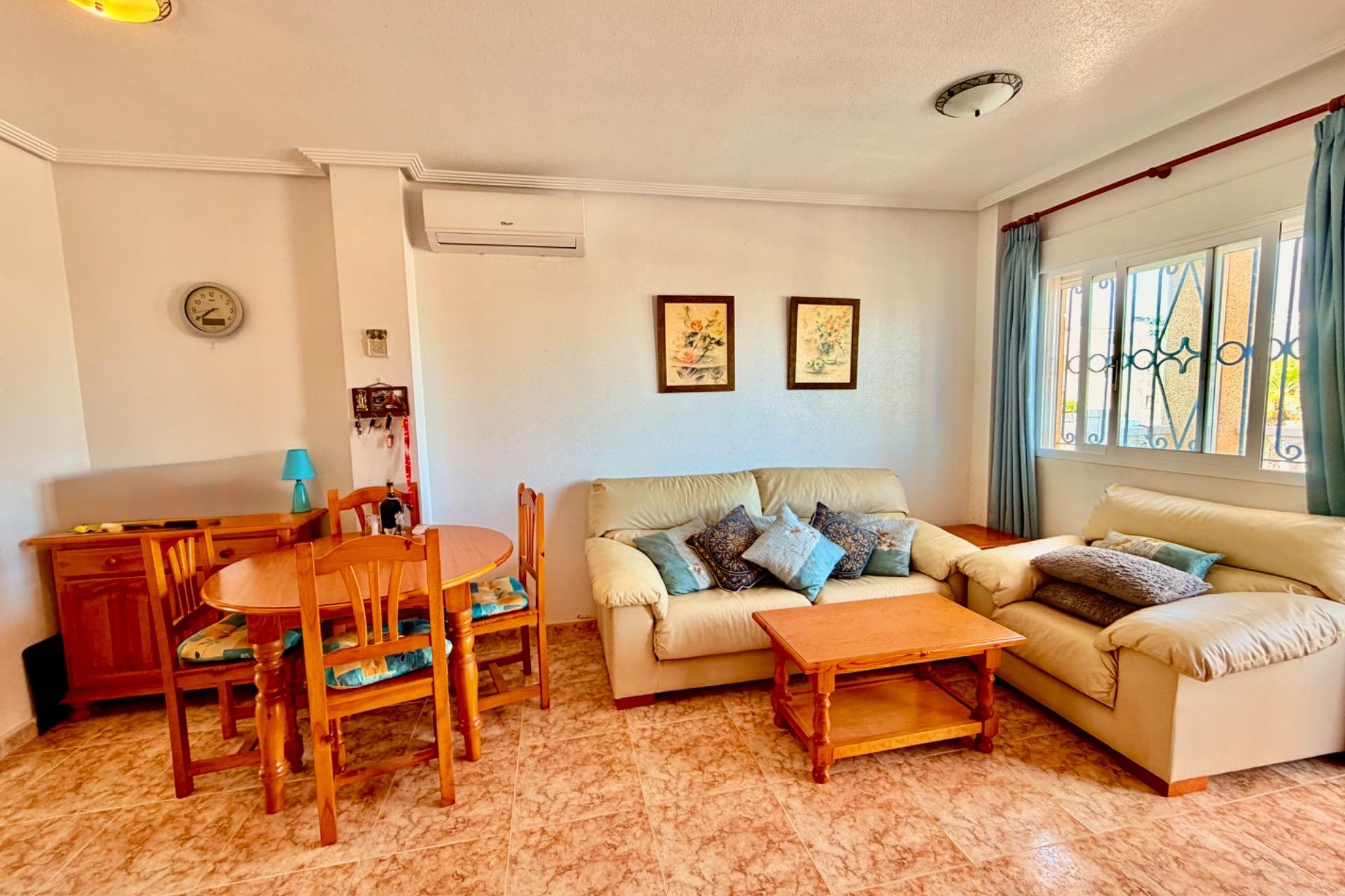 Reventa - Ático -
Orihuela Costa - La Ciñuelica - Villa Rosa