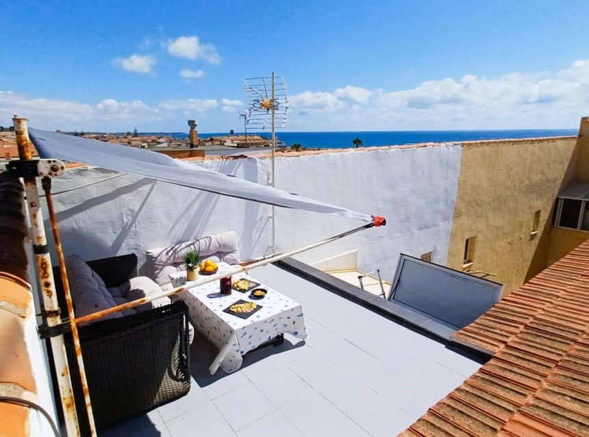 Reventa - Ático -
Pilar de la Horadada - Costa Blanca