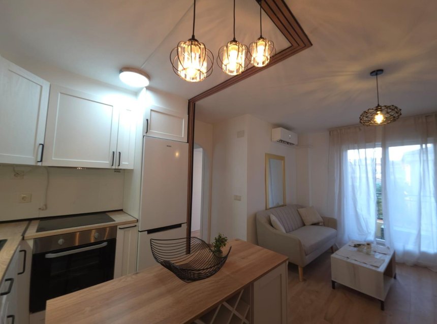 Reventa - Ático -
Torrevieja - Cala Ferris