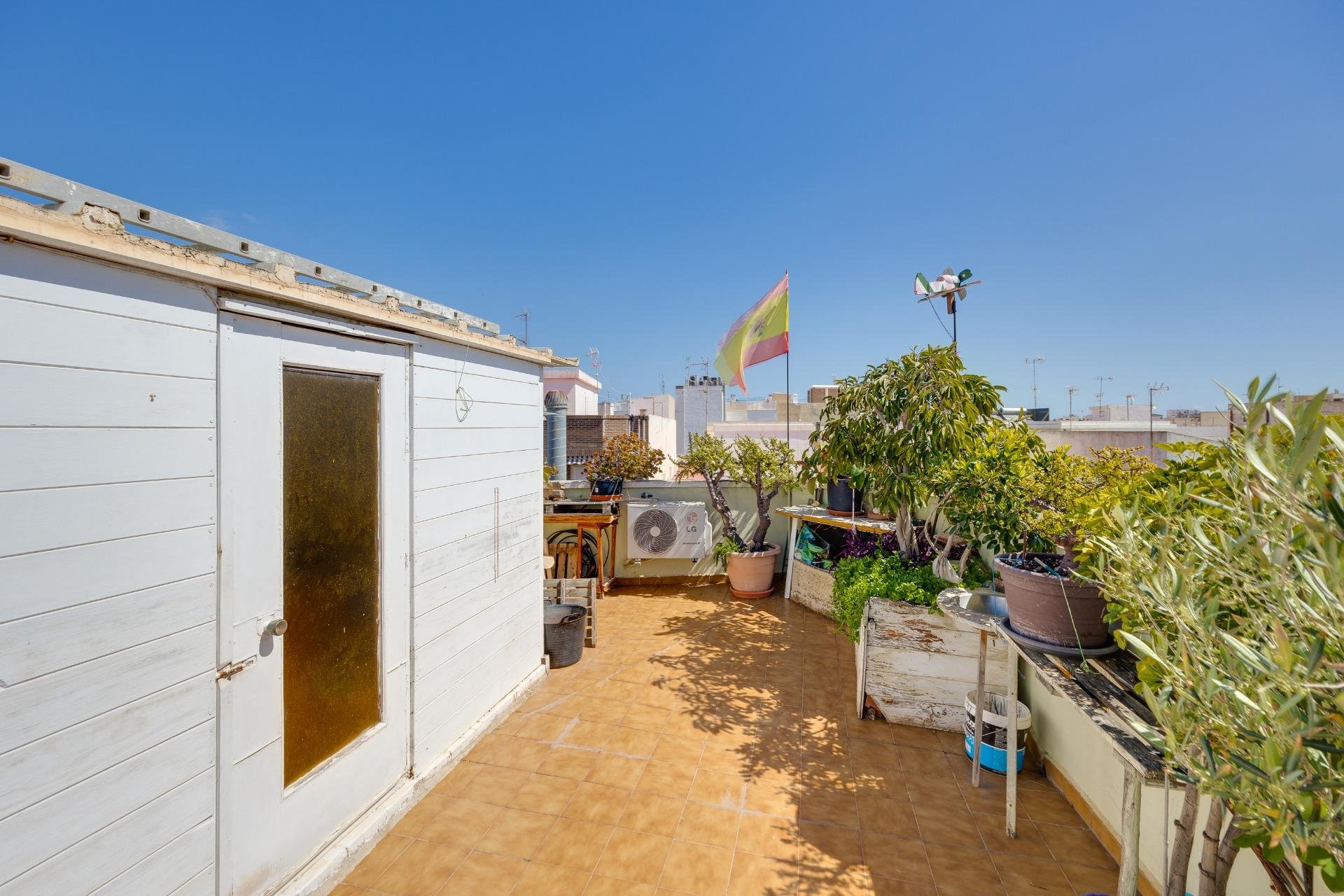 Reventa - Ático -
Torrevieja - Centro