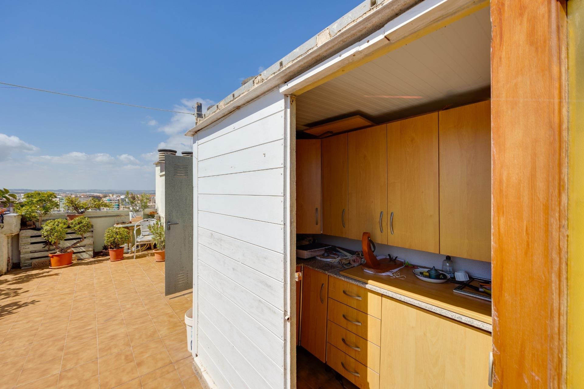 Reventa - Ático -
Torrevieja - Centro