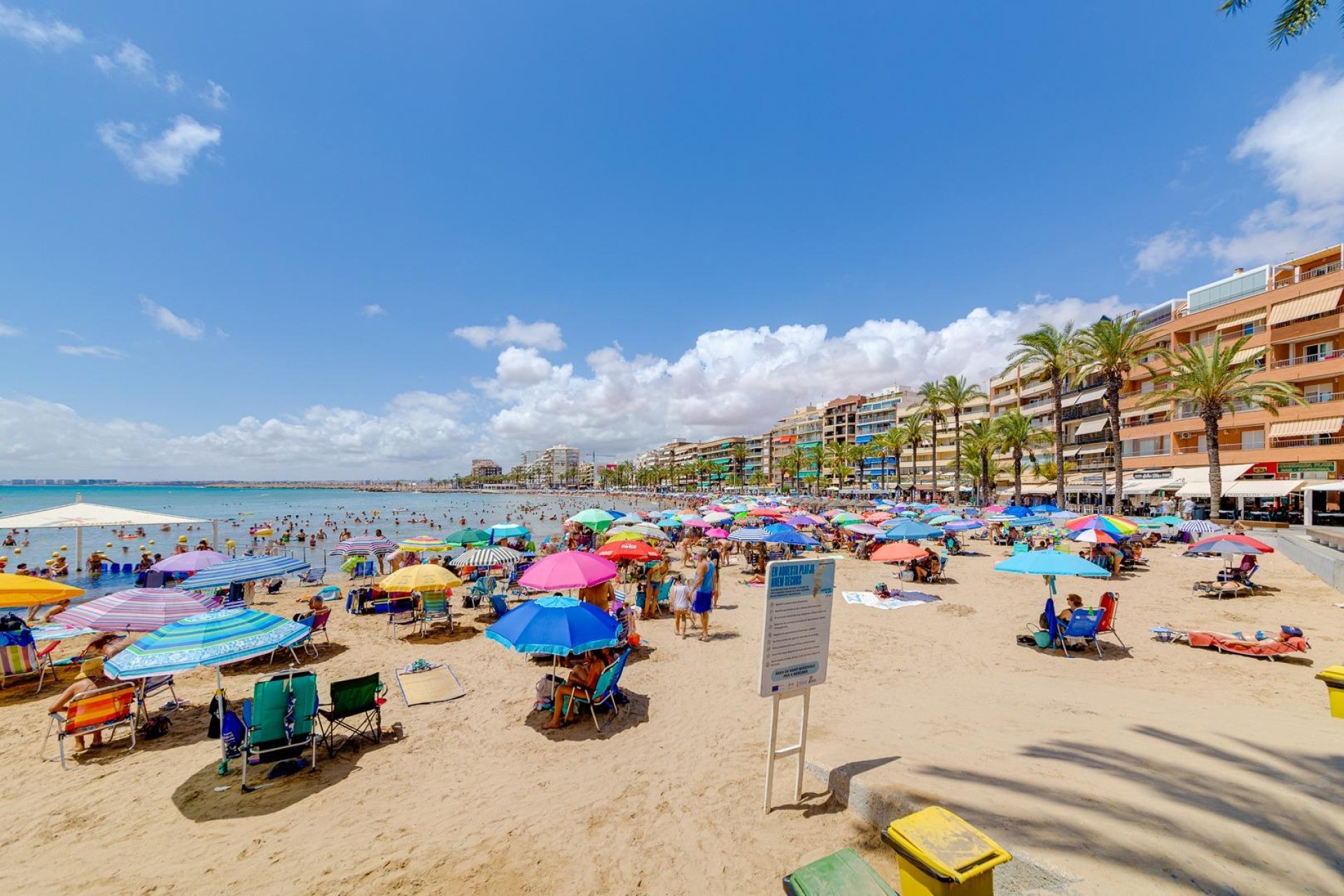 Reventa - Ático -
Torrevieja - Centro