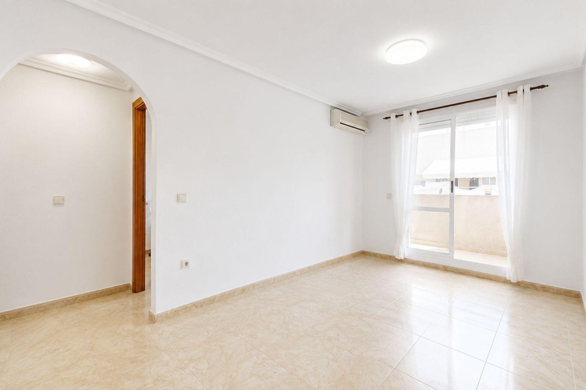 Reventa - Ático -
Torrevieja - Centro