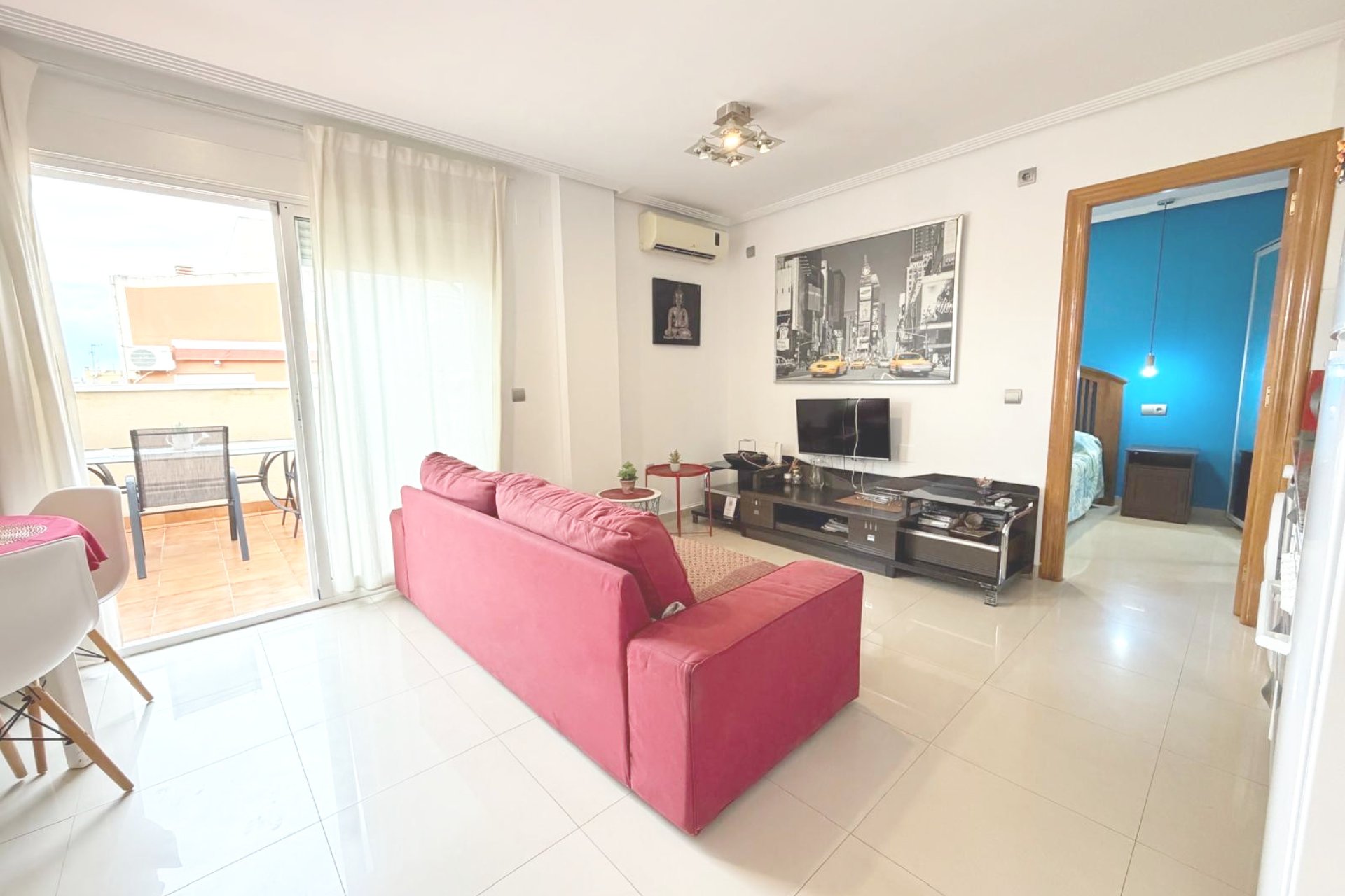 Reventa - Ático -
Torrevieja - Centro