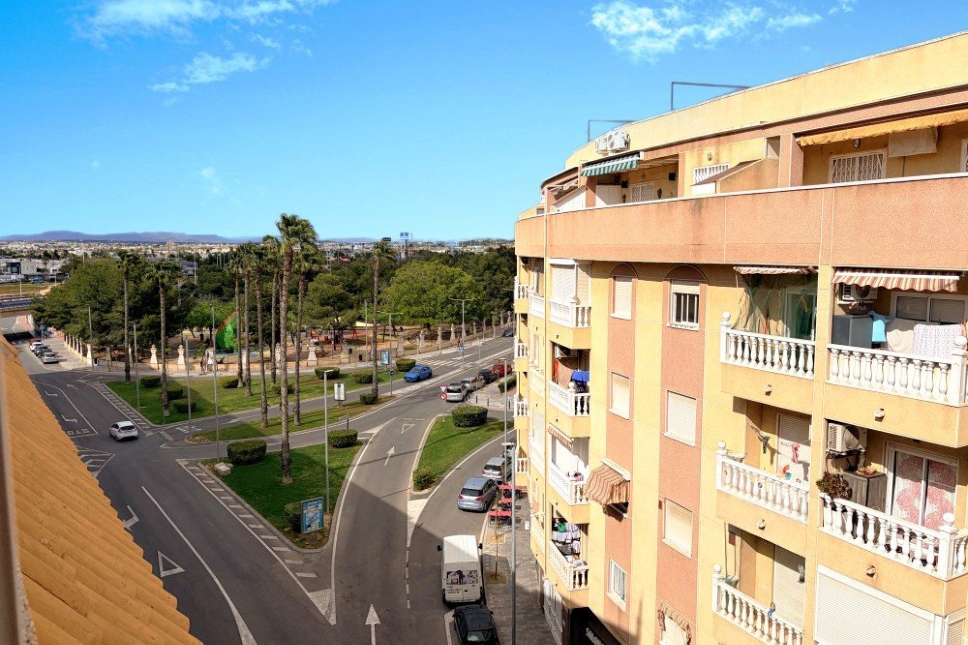 Reventa - Ático -
Torrevieja - Costa Blanca