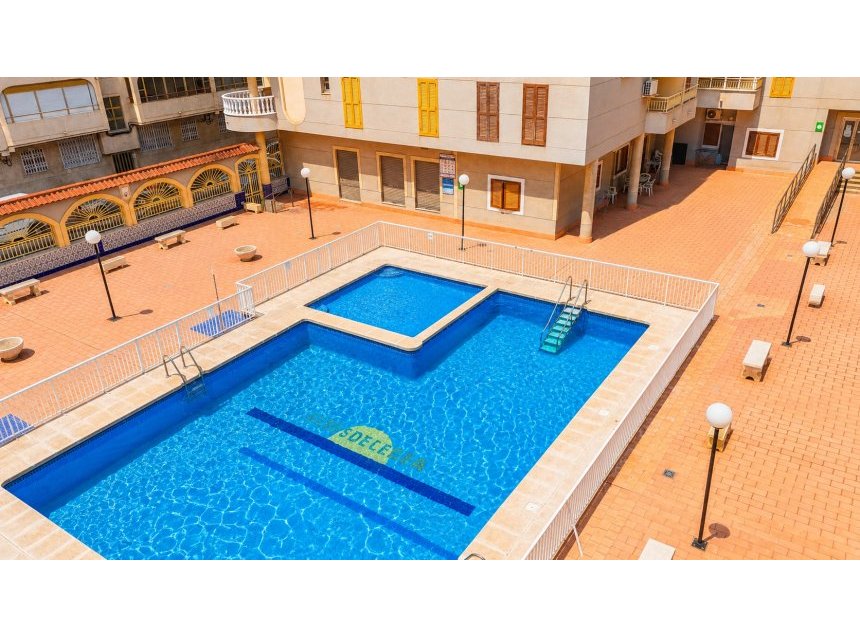 Reventa - Ático -
Torrevieja - Costa Blanca
