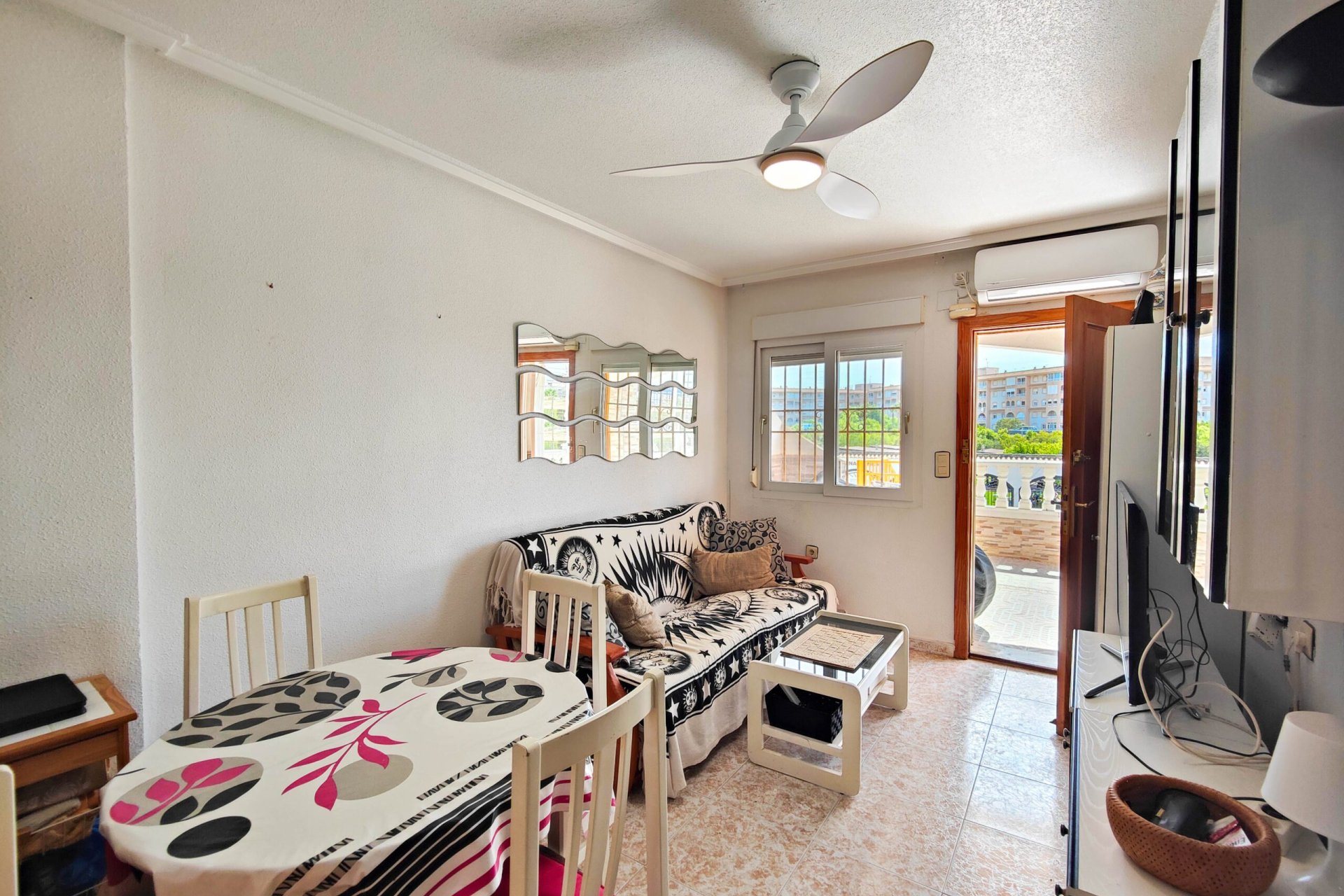 Reventa - Ático -
Torrevieja - Costa Blanca