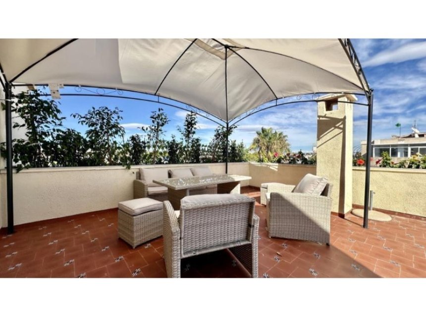 Reventa - Ático -
Torrevieja - Costa Blanca