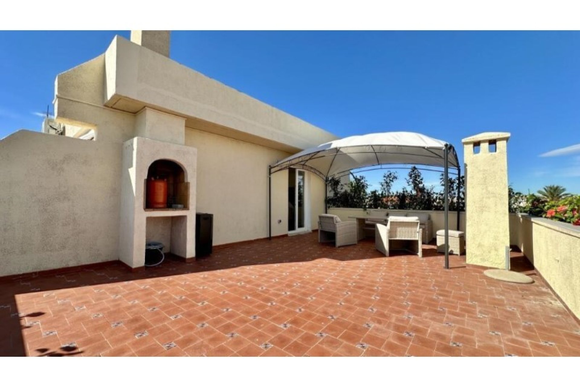 Reventa - Ático -
Torrevieja - Costa Blanca