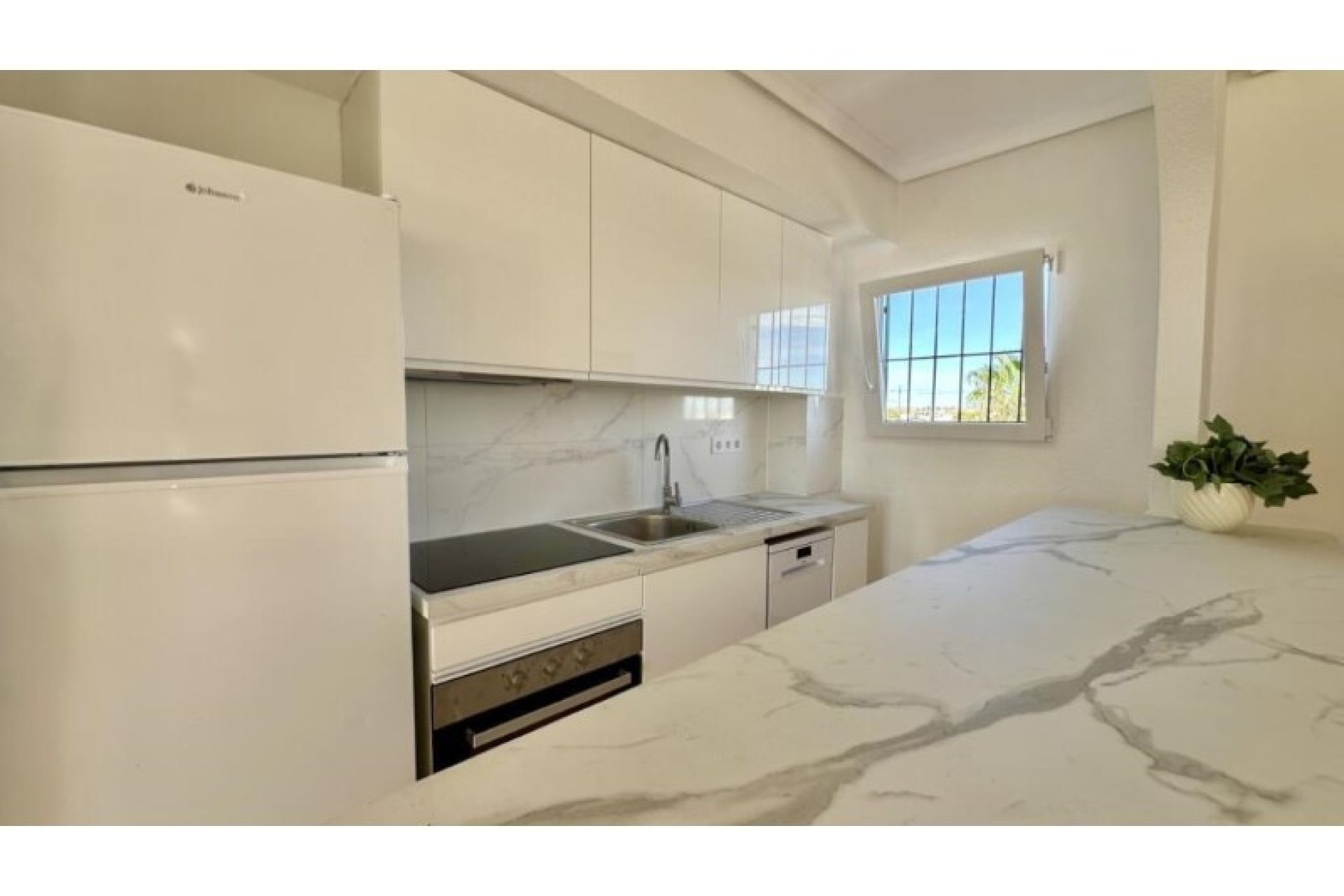 Reventa - Ático -
Torrevieja - Costa Blanca