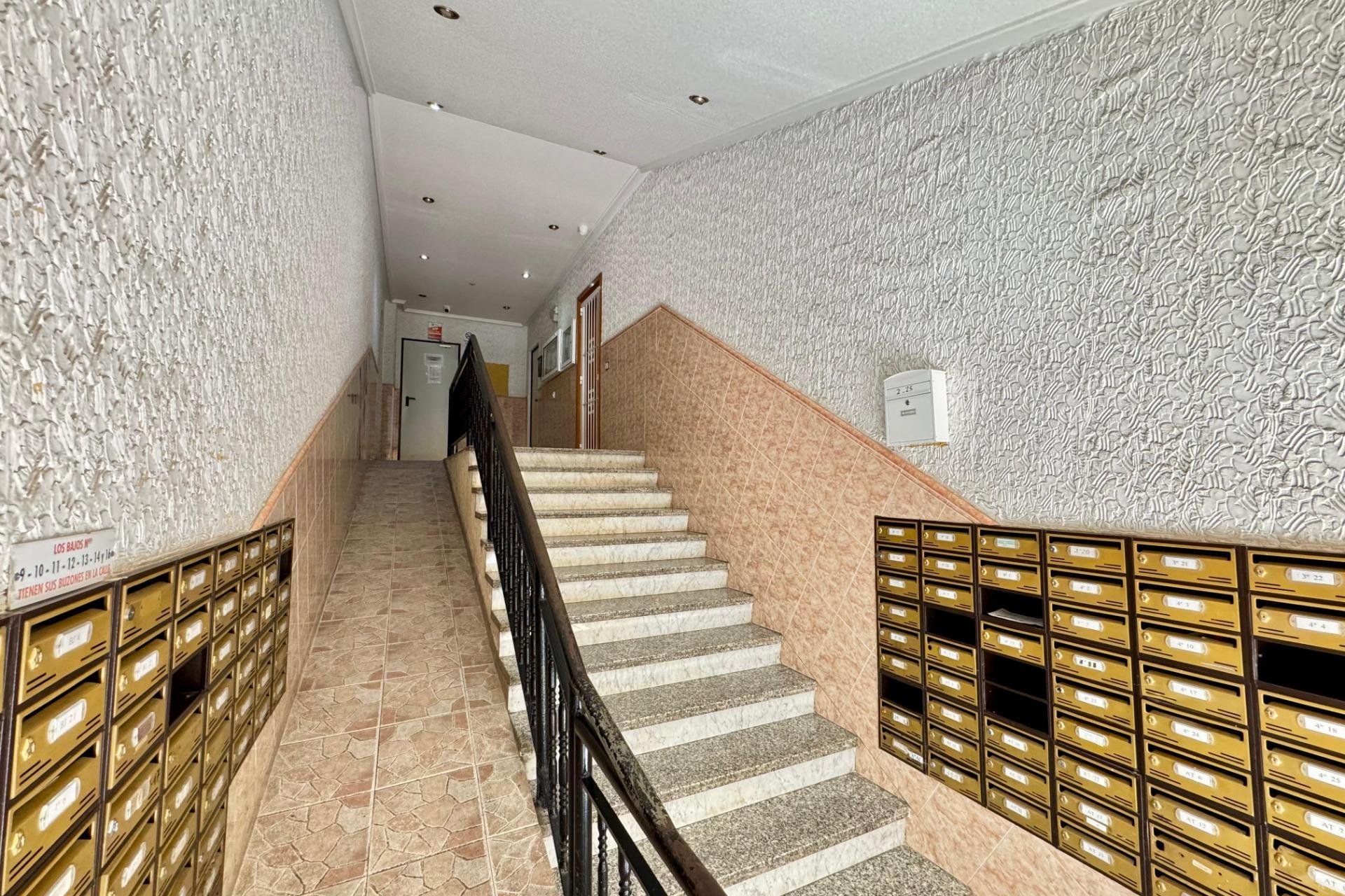 Reventa - Ático -
Torrevieja - Costa Blanca