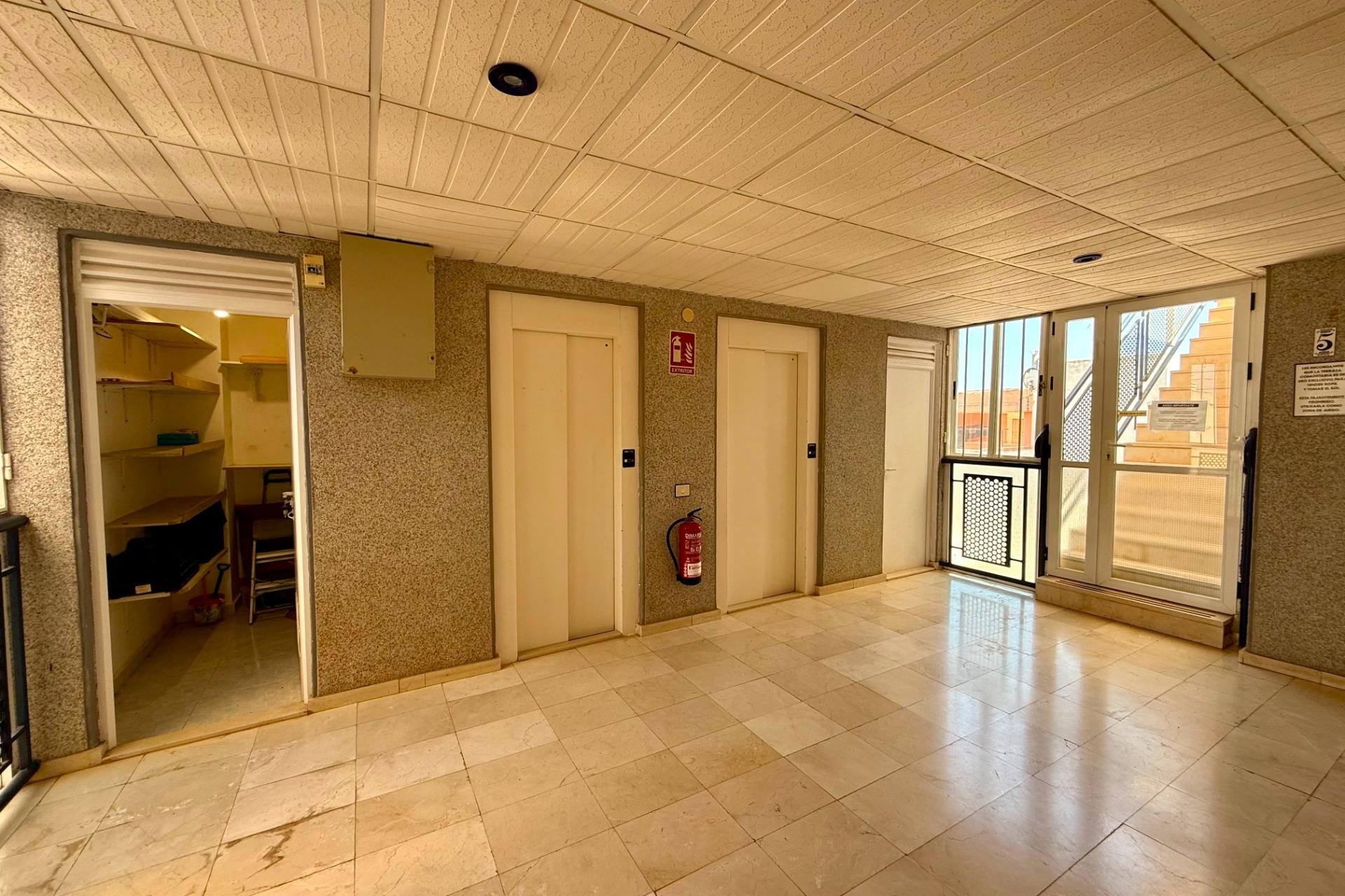 Reventa - Ático -
Torrevieja - Habaneras