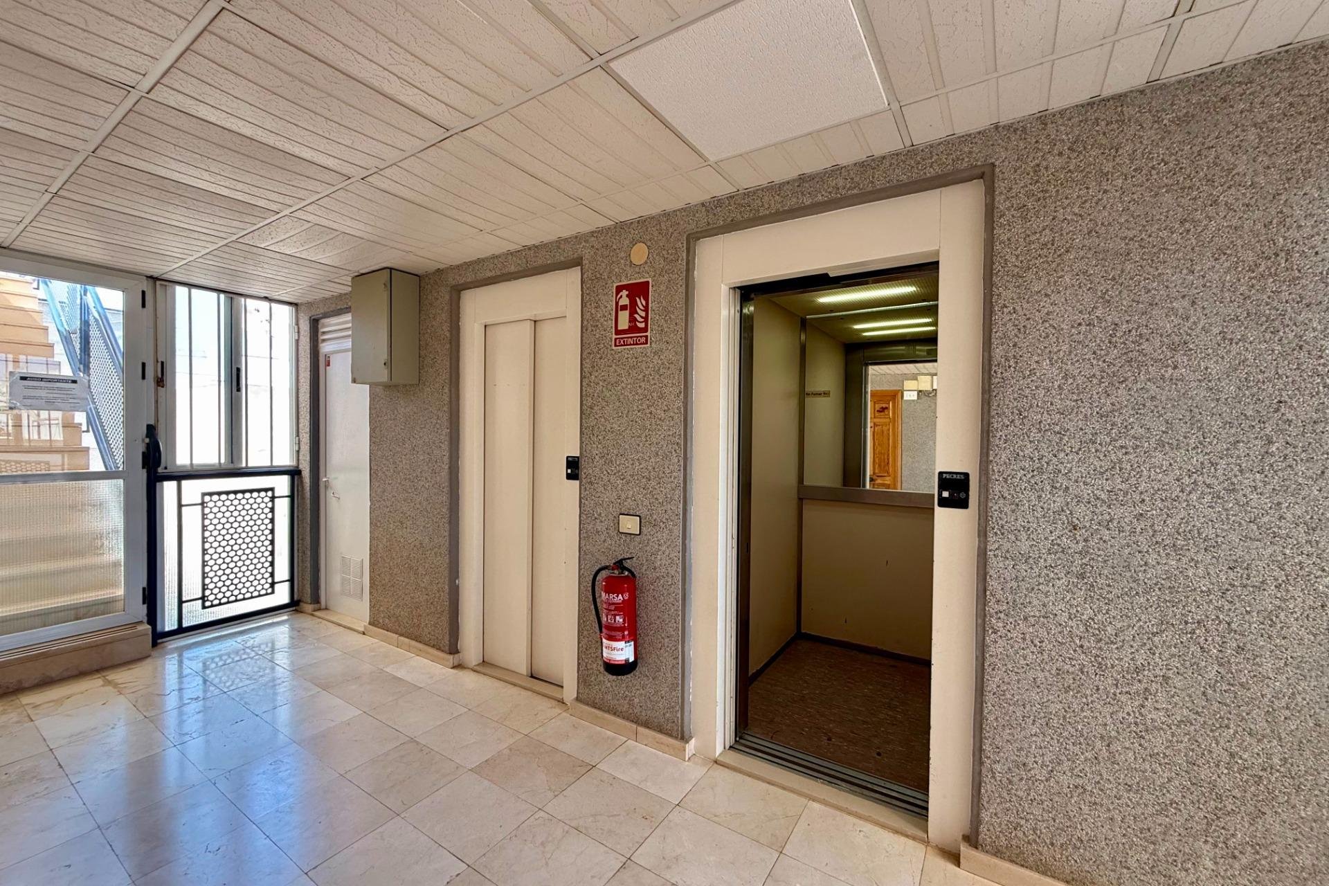 Reventa - Ático -
Torrevieja - Habaneras