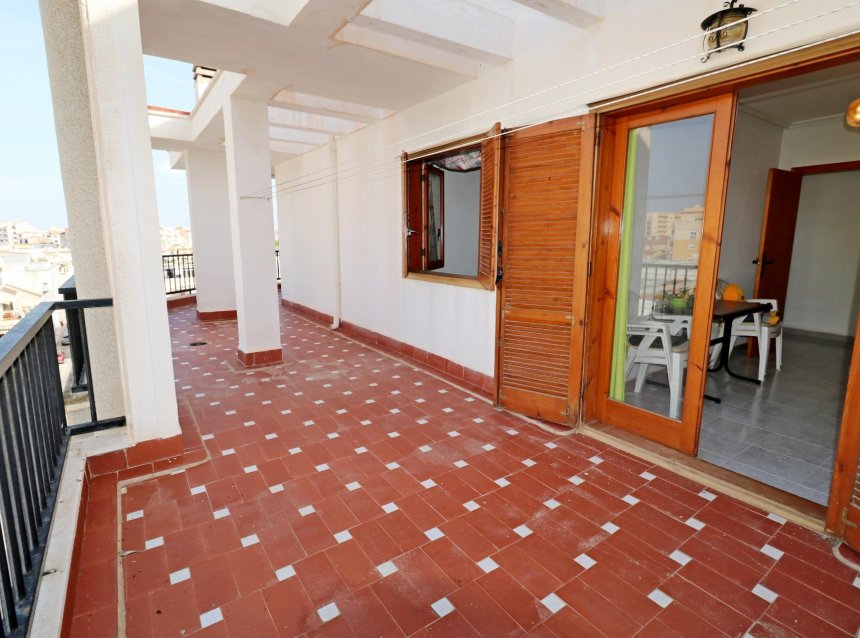 Reventa - Ático -
Torrevieja - Habaneras