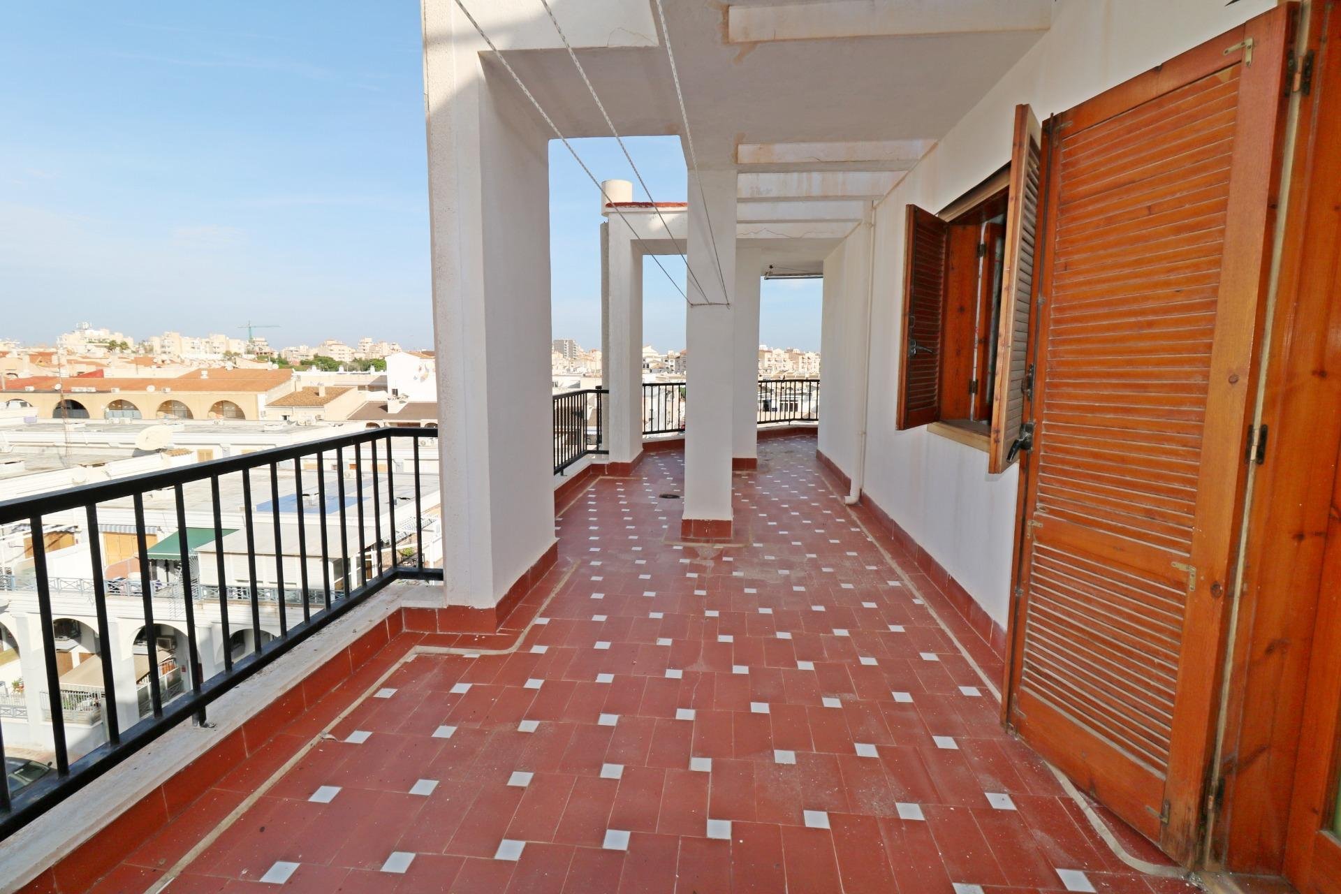 Reventa - Ático -
Torrevieja - Habaneras