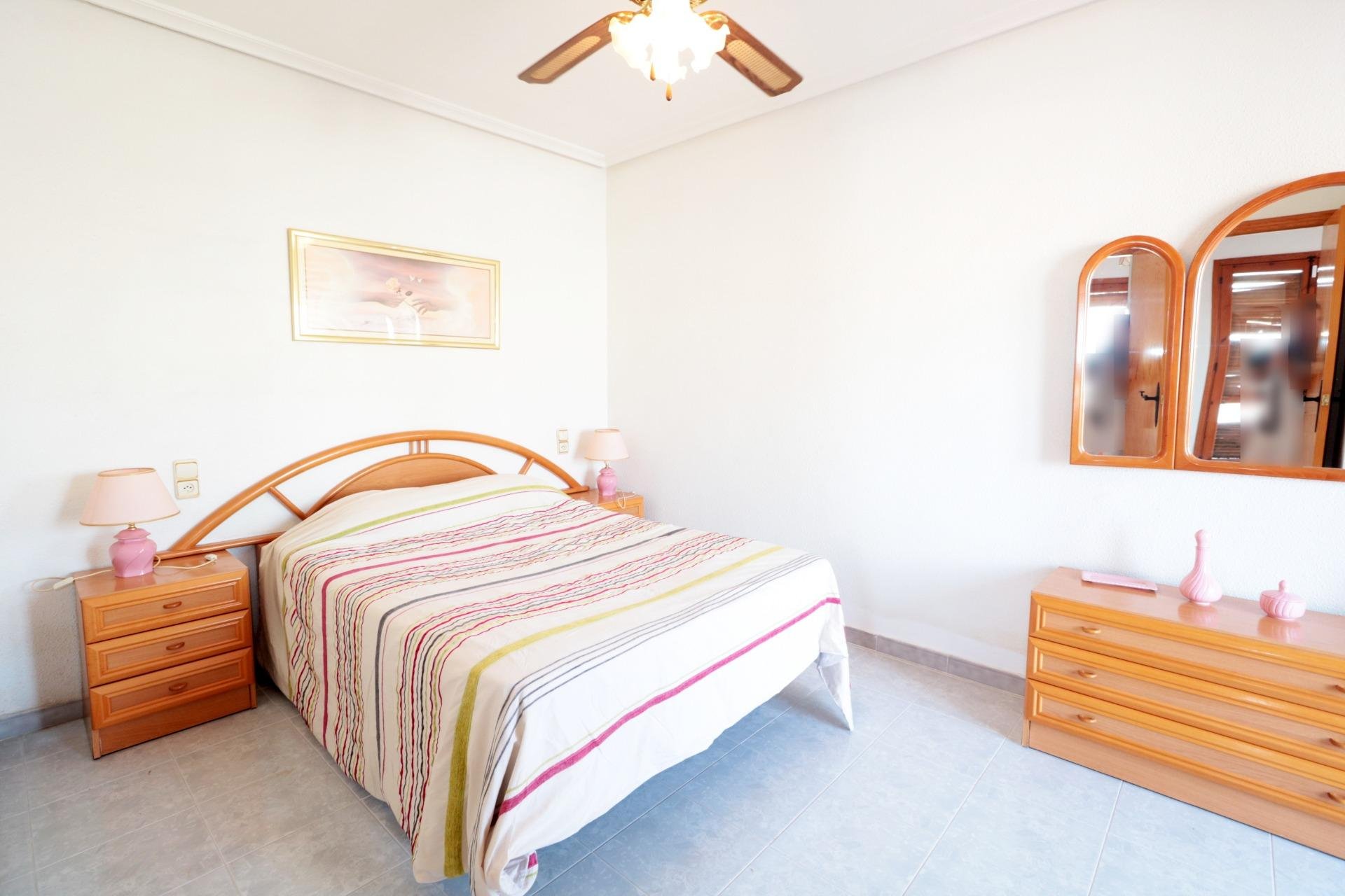 Reventa - Ático -
Torrevieja - Habaneras