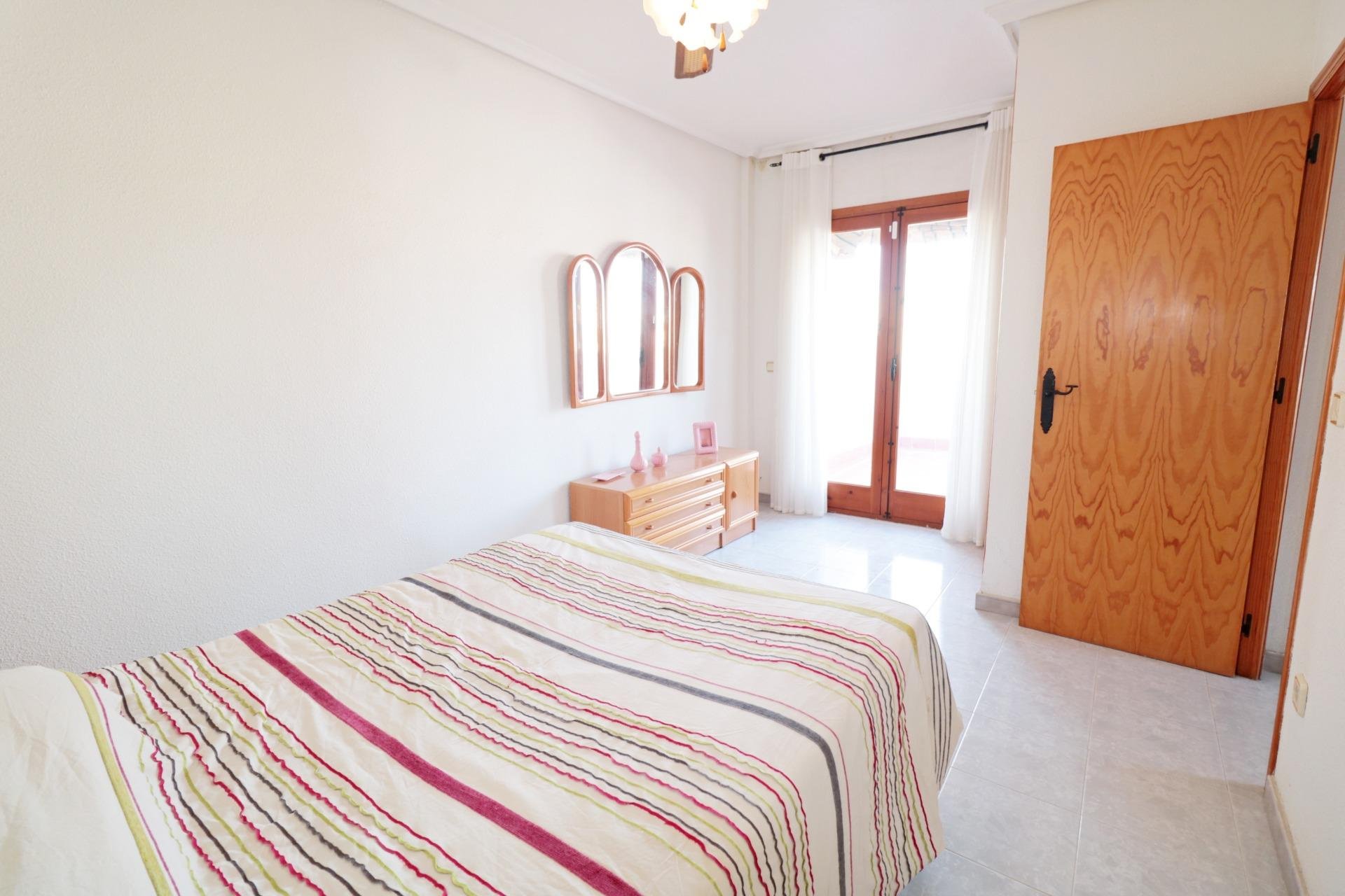 Reventa - Ático -
Torrevieja - Habaneras