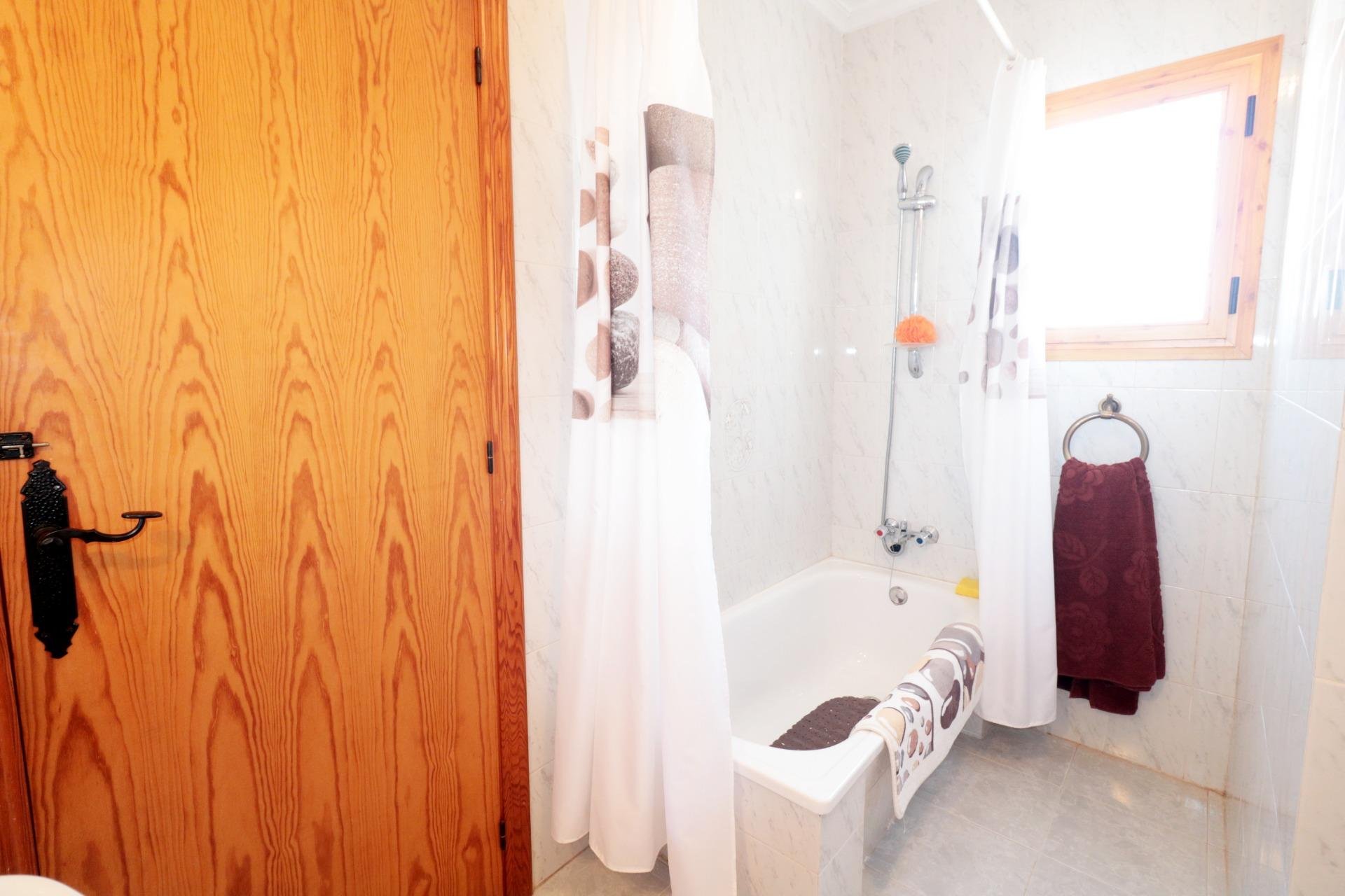 Reventa - Ático -
Torrevieja - Habaneras